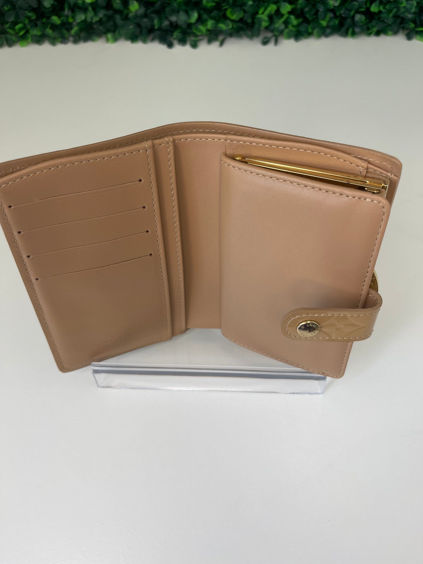 Preowned Louis Vuitton Vernis Porte Monnaie Billets Kisslock Wallet