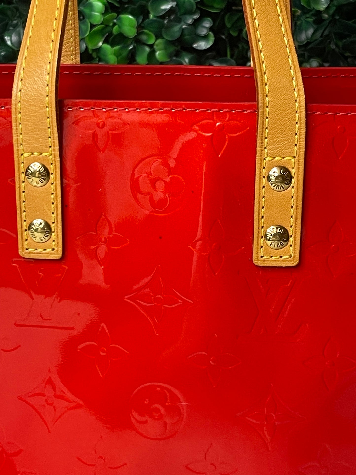 LV Vernis Reade PM Handbag