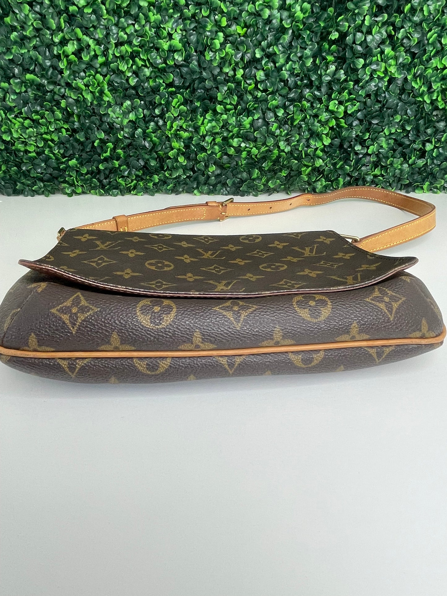 Louis Vuitton Musette Tango Handbag Monogram Canvas