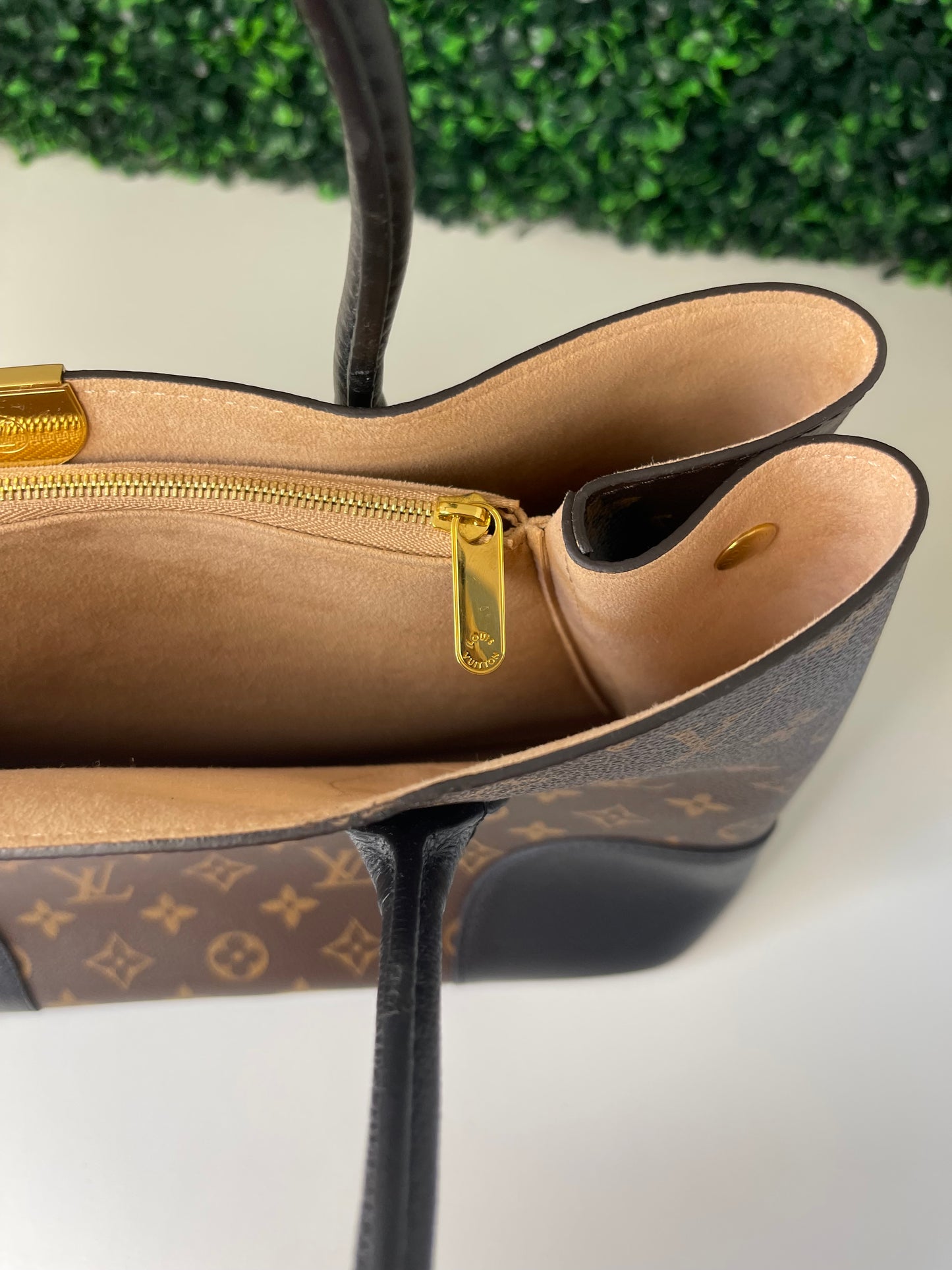 Louis Vuitton Monogram Flandrin