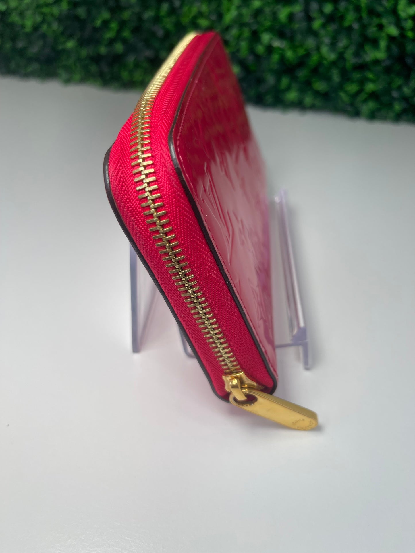 Preowned Louis Vuitton Hot Pink Rose Pop Vernis Zippy Long Wallet