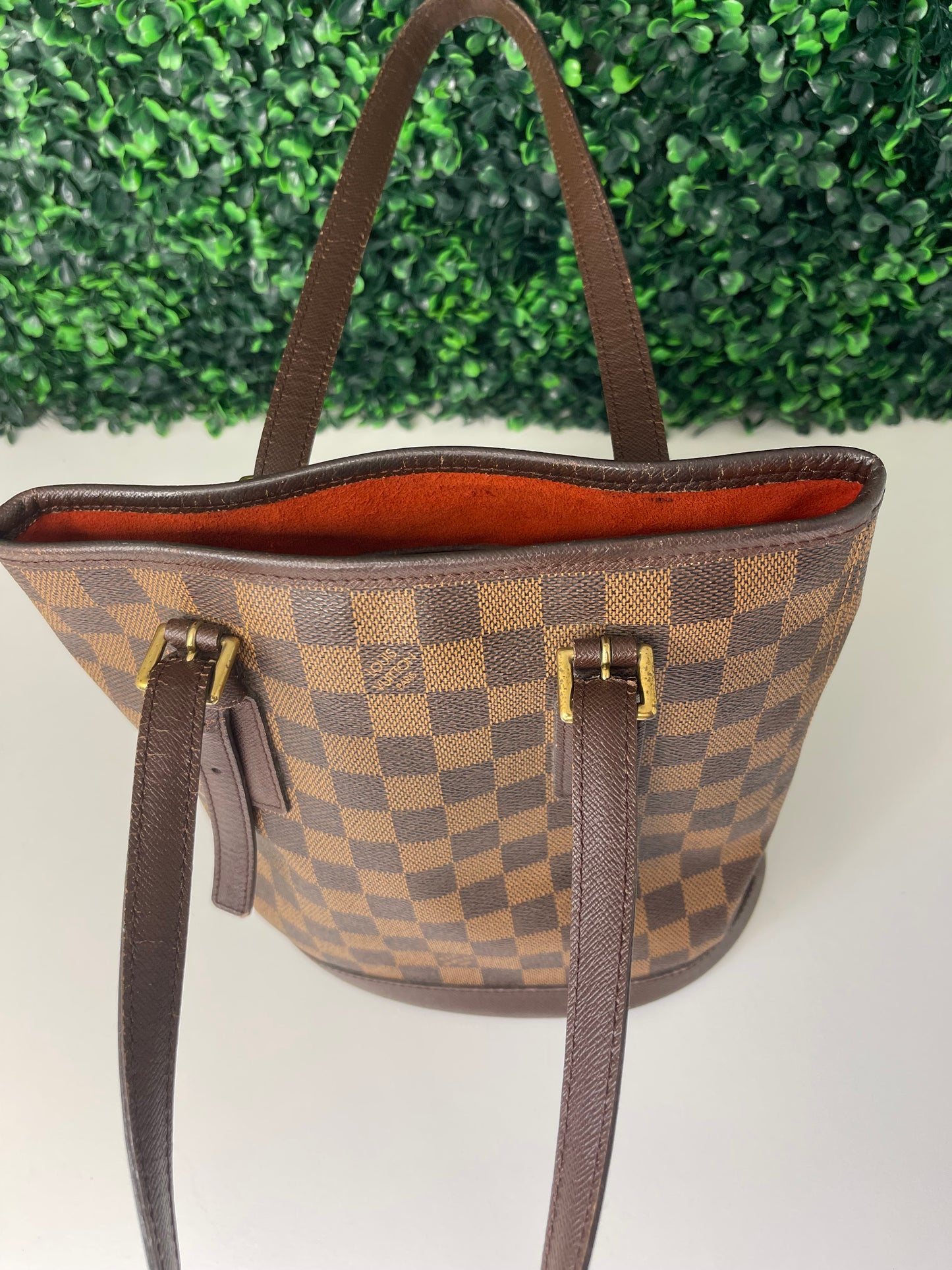 Louis Vuitton Marais Damier Ebene Bucket Bag