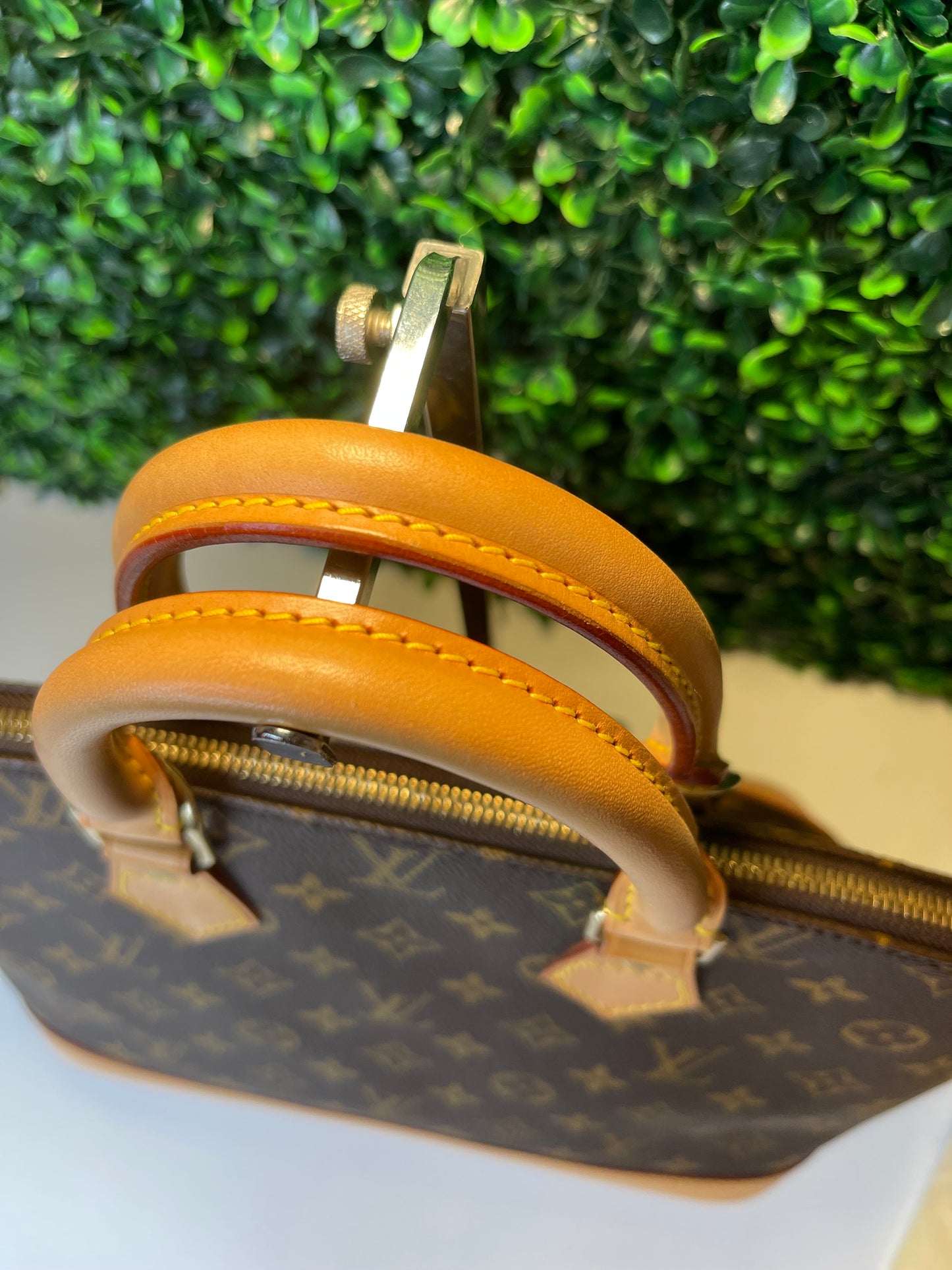 Louis Vuitton Monogram Alma PM