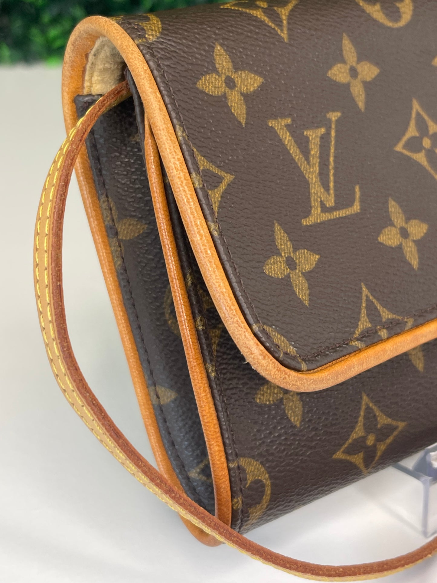 Preowned Louis Vuitton Monogram Twin Pochette GM Shoulder Bag
