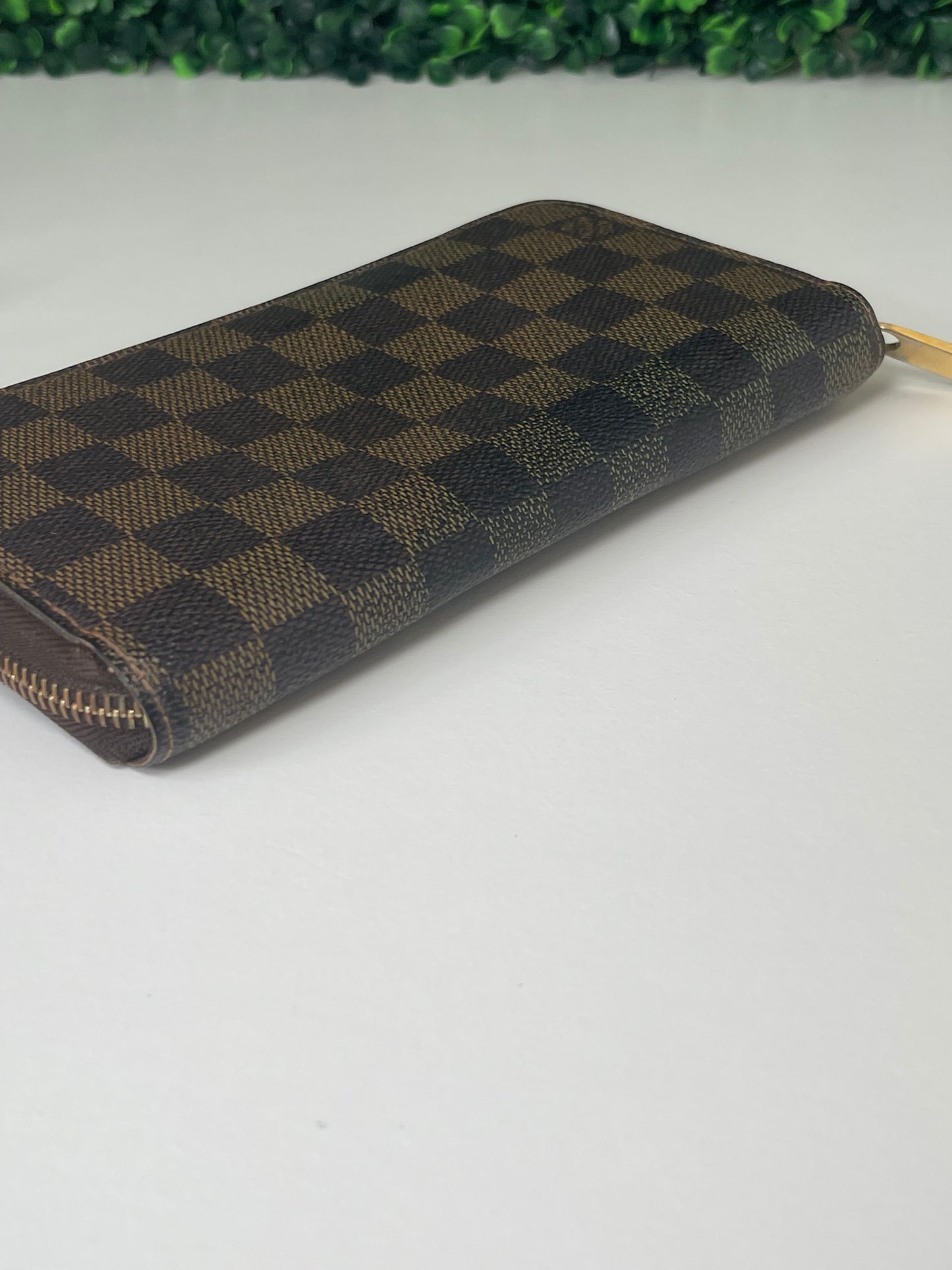 Final STEAL Deal 12: Preowned Louis Vuitton Damier Ebene Zippy Long Wallet