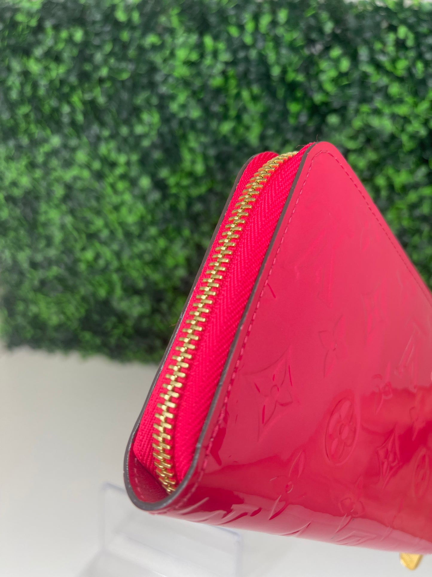 Preowned Louis Vuitton Hot Pink Rose Pop Vernis Zippy Long Wallet