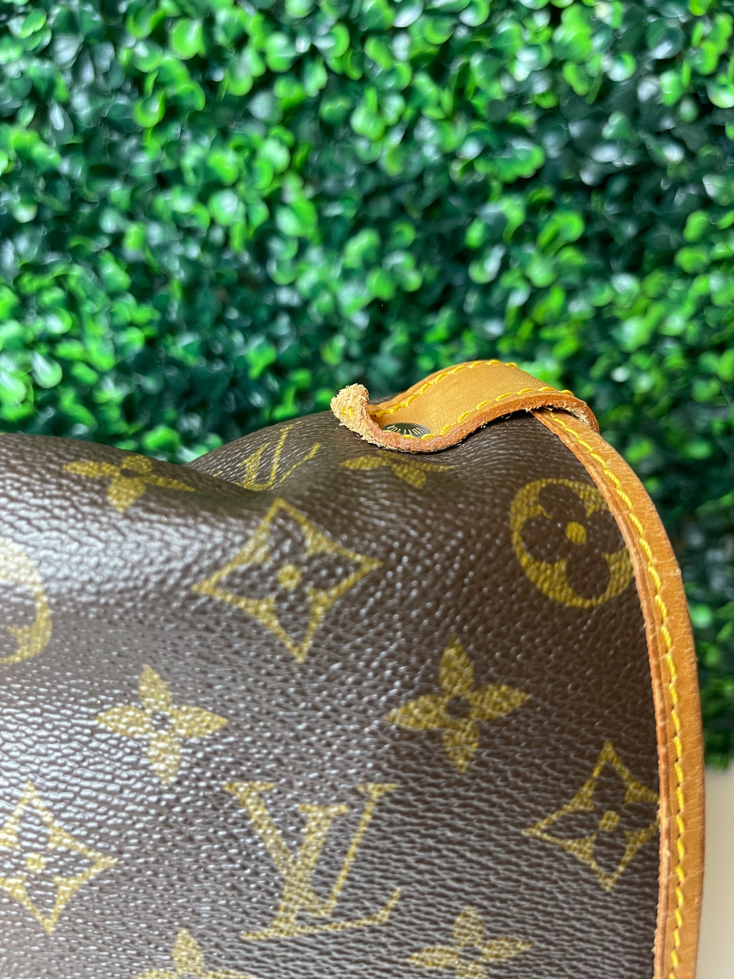 Louis Vuitton Monogram Saumur 35