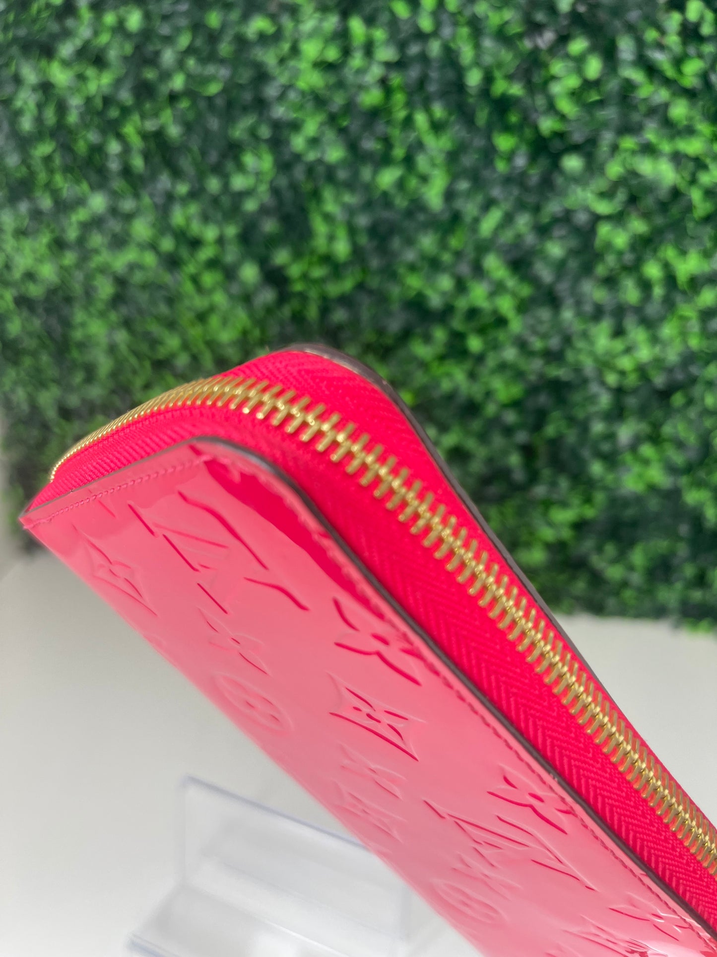 Preowned Louis Vuitton Hot Pink Rose Pop Vernis Zippy Long Wallet