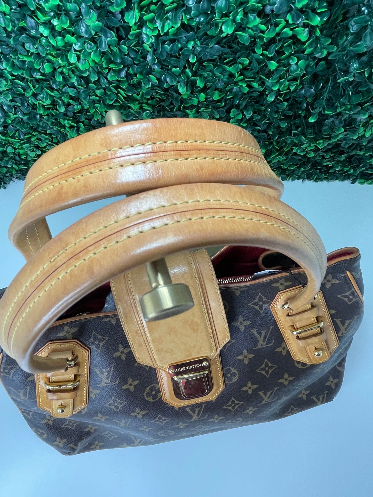 Deal 8: Preowned Louis Vuitton Monogram Griet