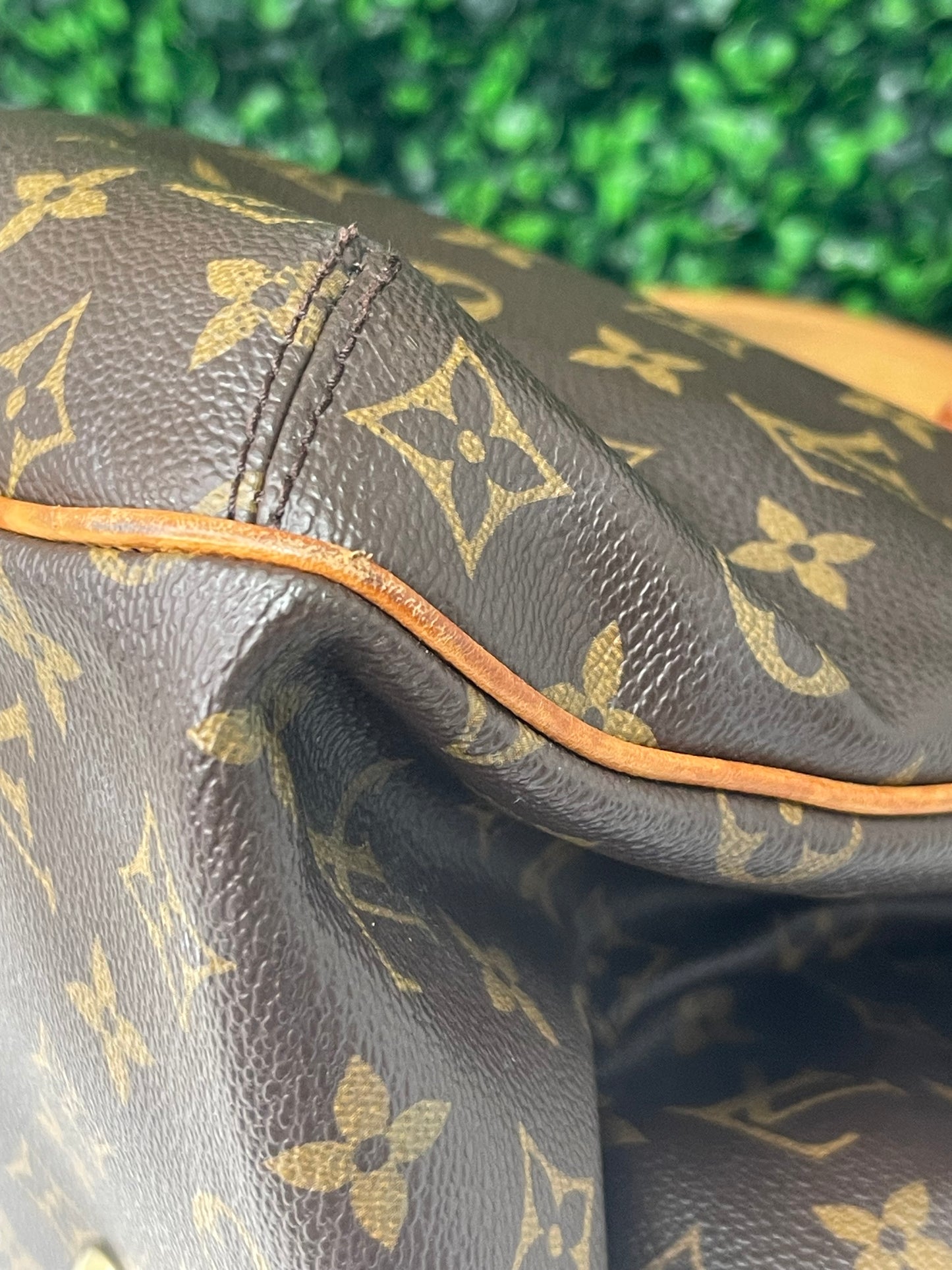 Deal 8: Preowned Louis Vuitton Monogram Griet