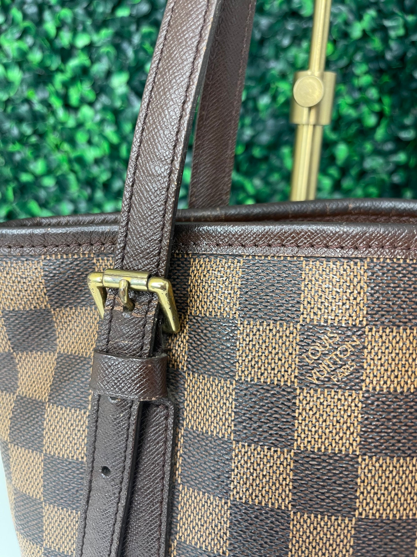 Louis Vuitton Marais Damier Ebene Bucket Bag