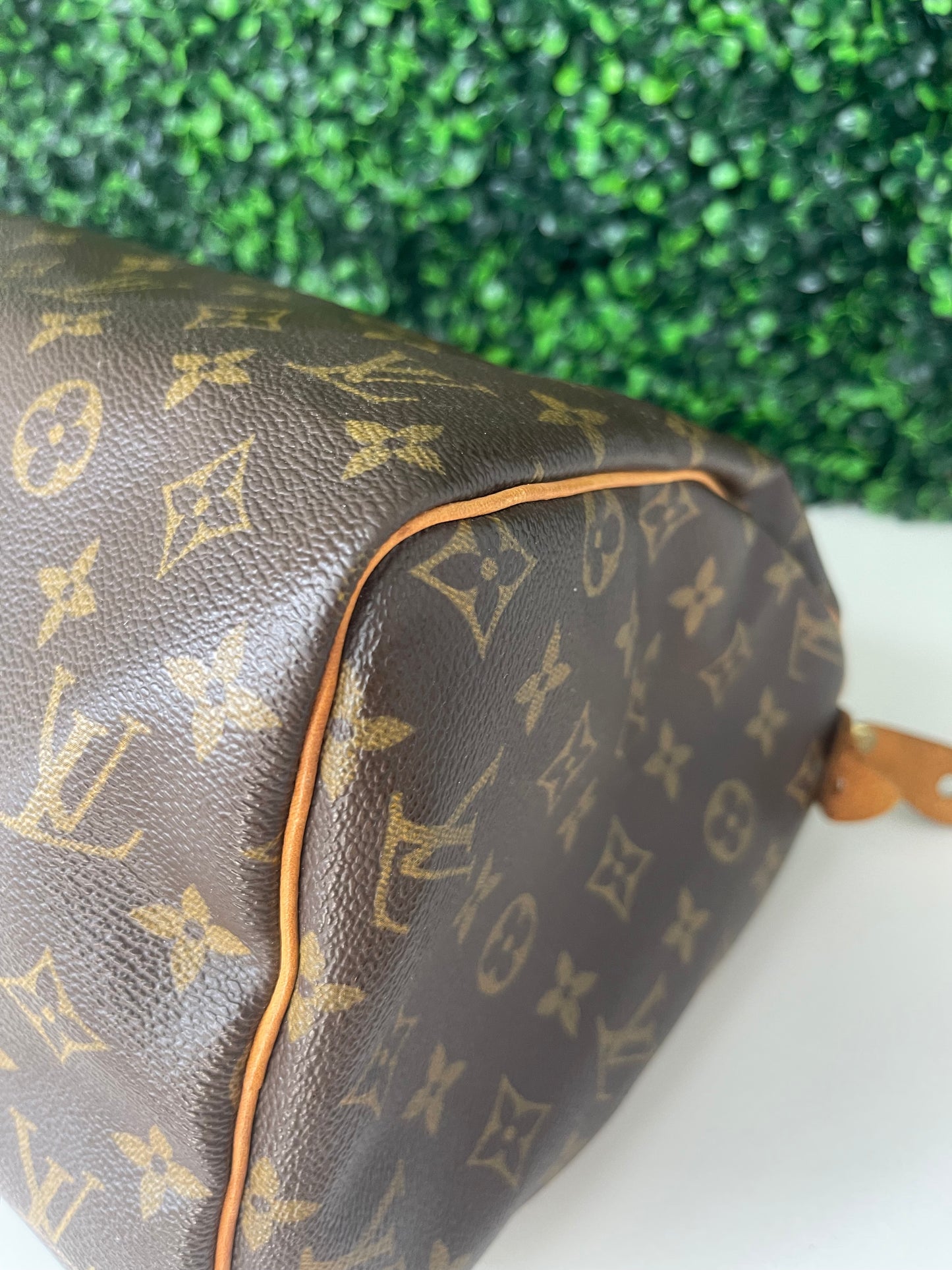 Deal 9: Preowned Louis Vuitton Monogram Speedy 30