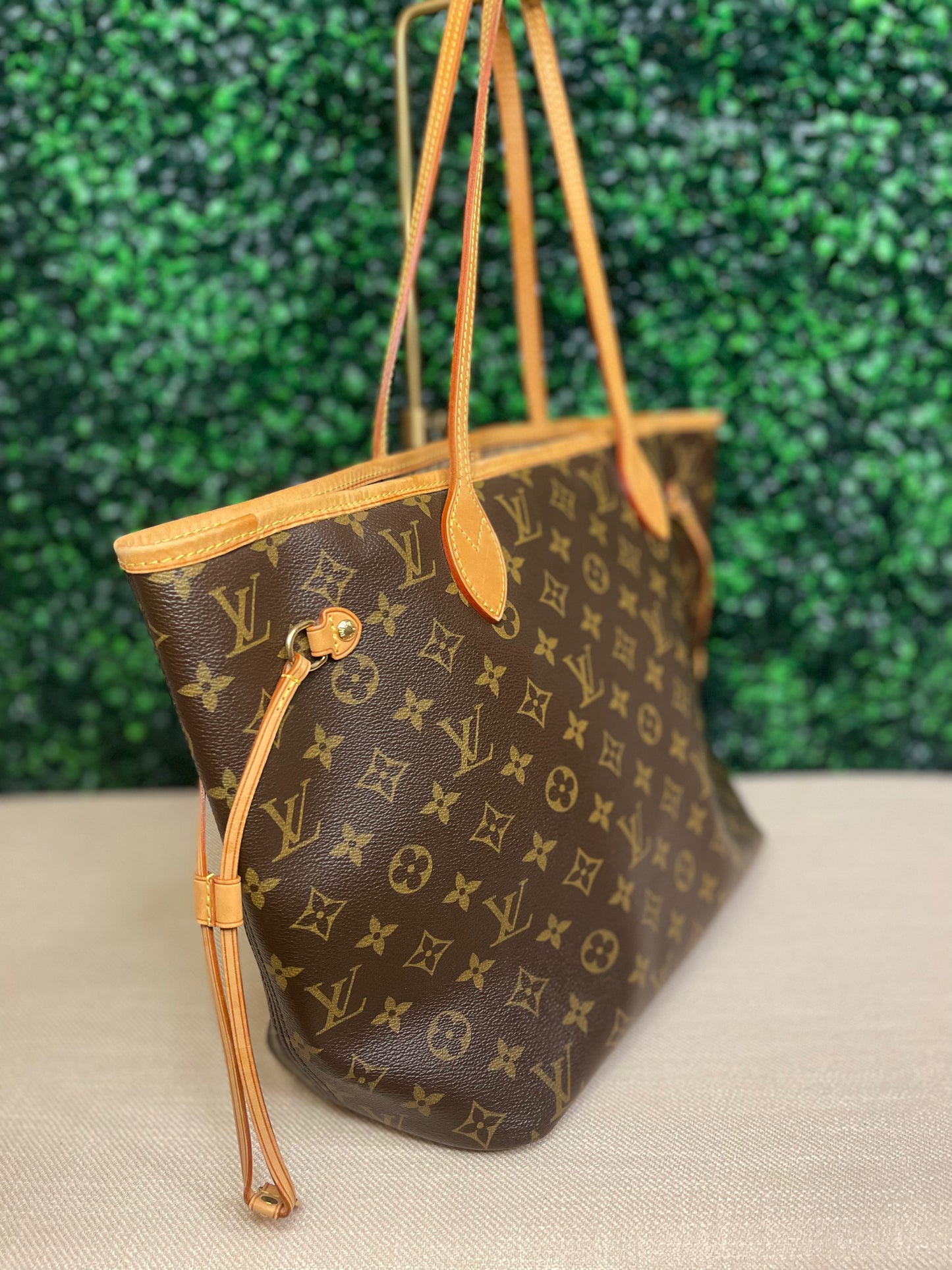 Louis Vuitton Monogram Neverfull MM