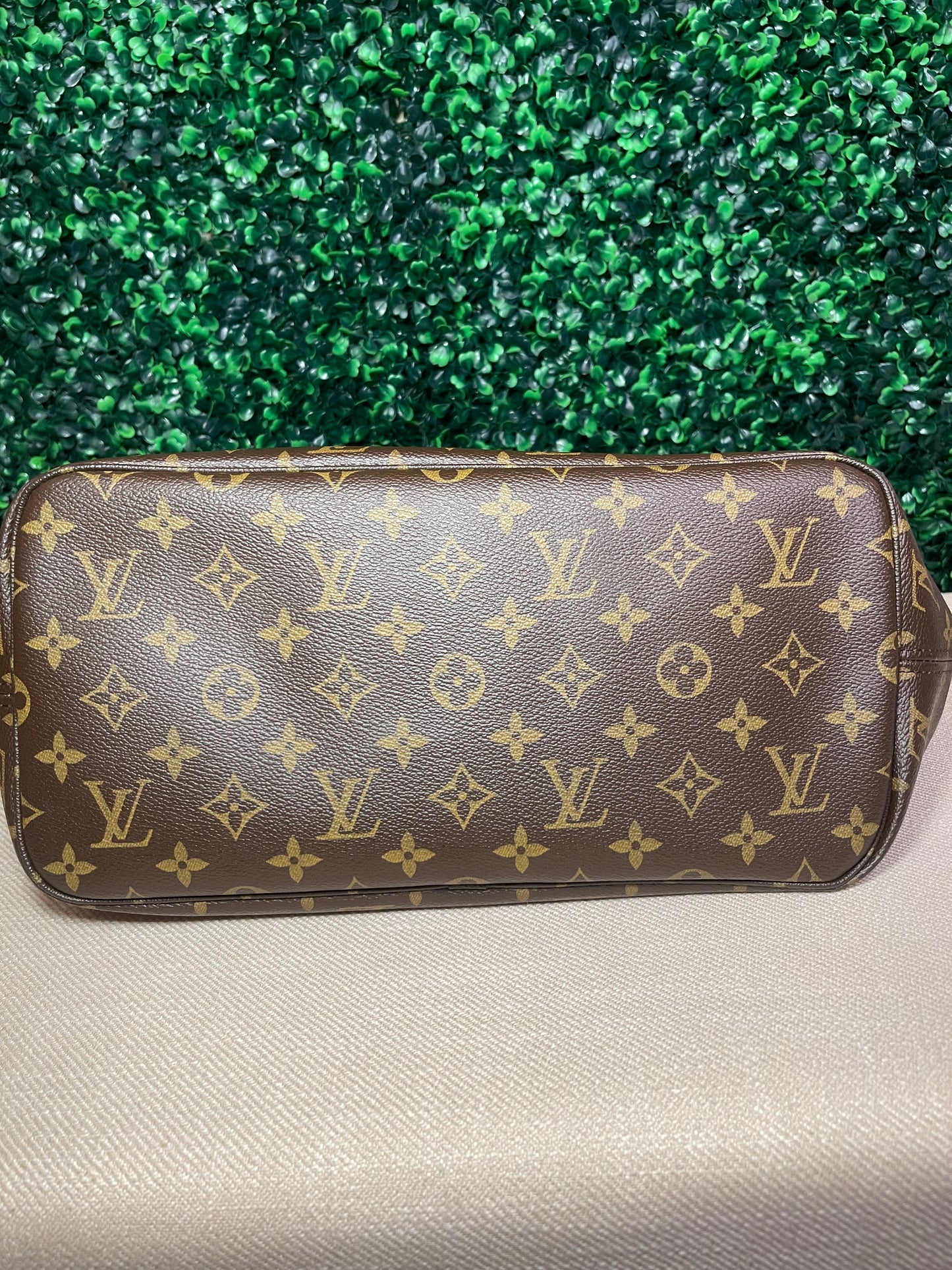 Louis Vuitton Monogram Neverfull MM