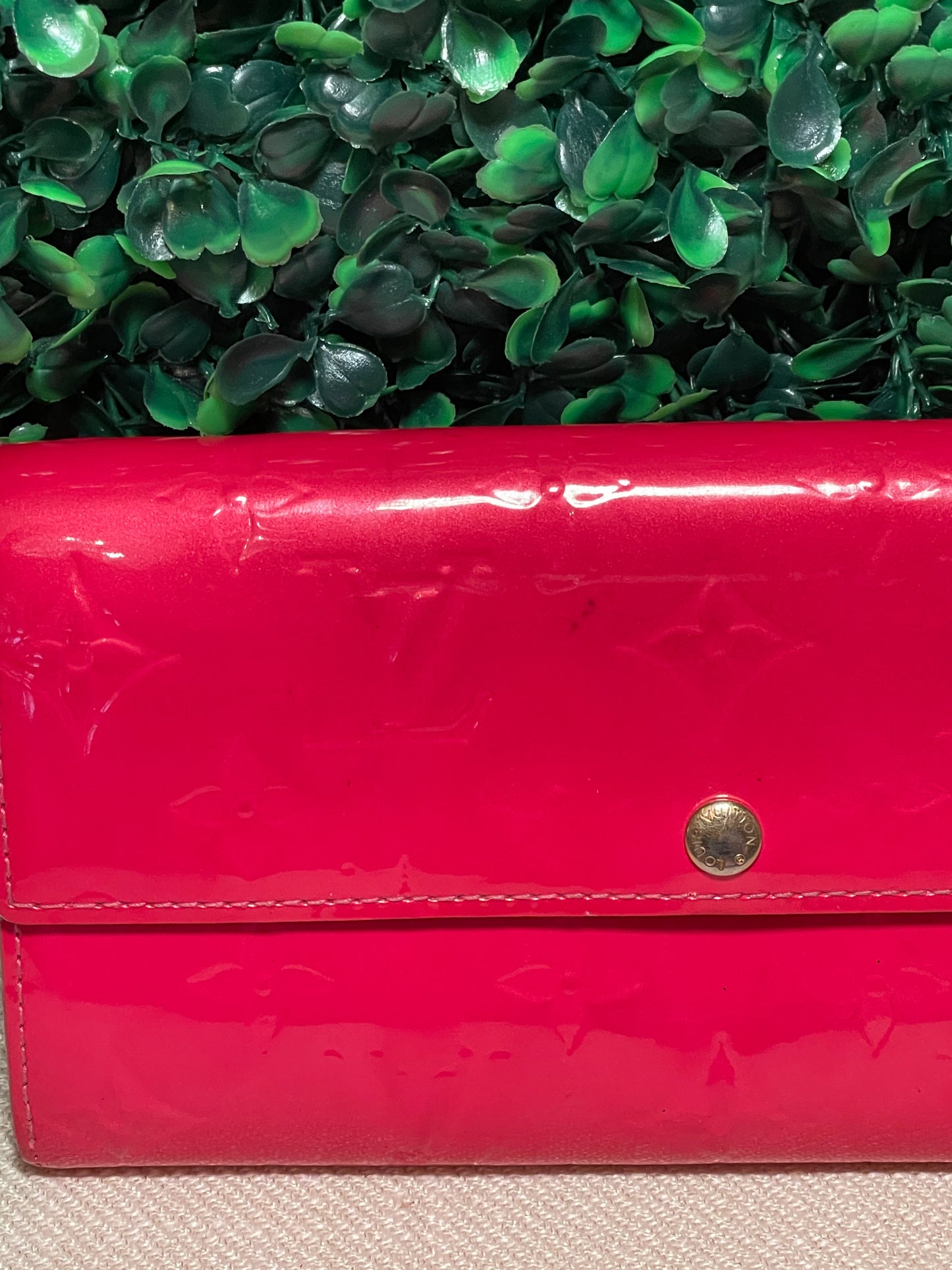 Louis Vuitton Pink Vernis Sarah Long Wallet