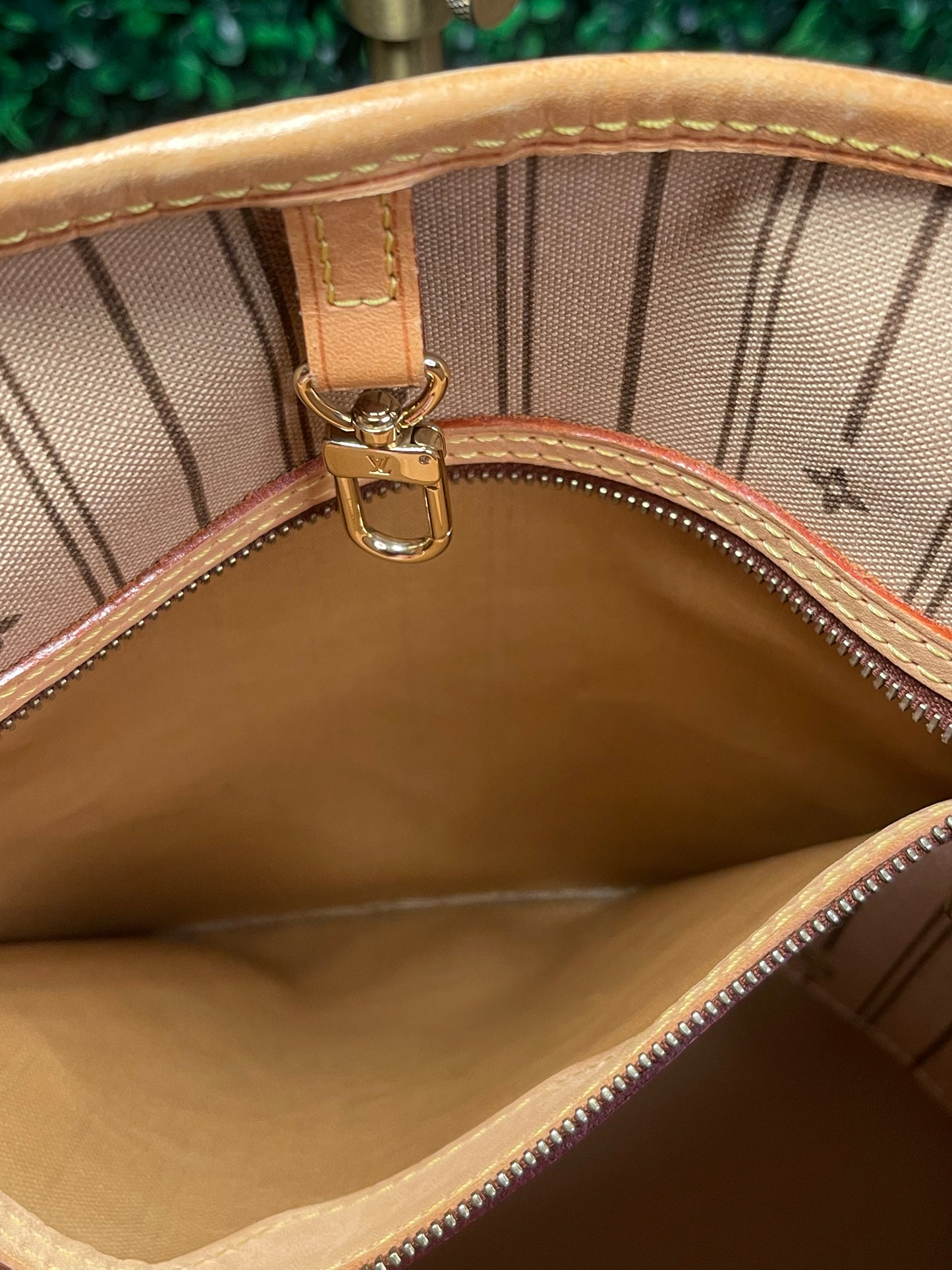 Louis Vuitton Monogram Neverfull MM