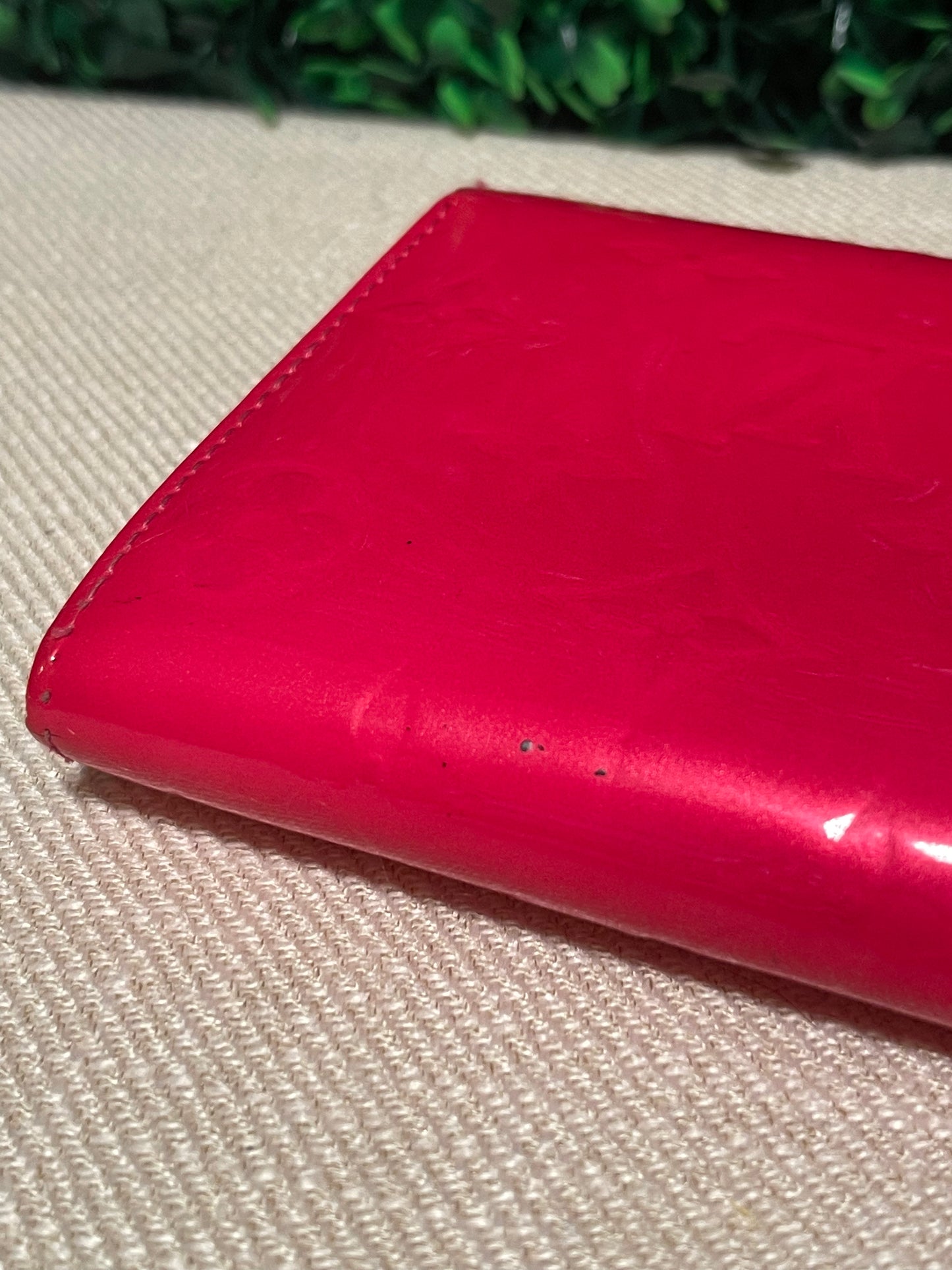 Louis Vuitton Pink Vernis Sarah Long Wallet