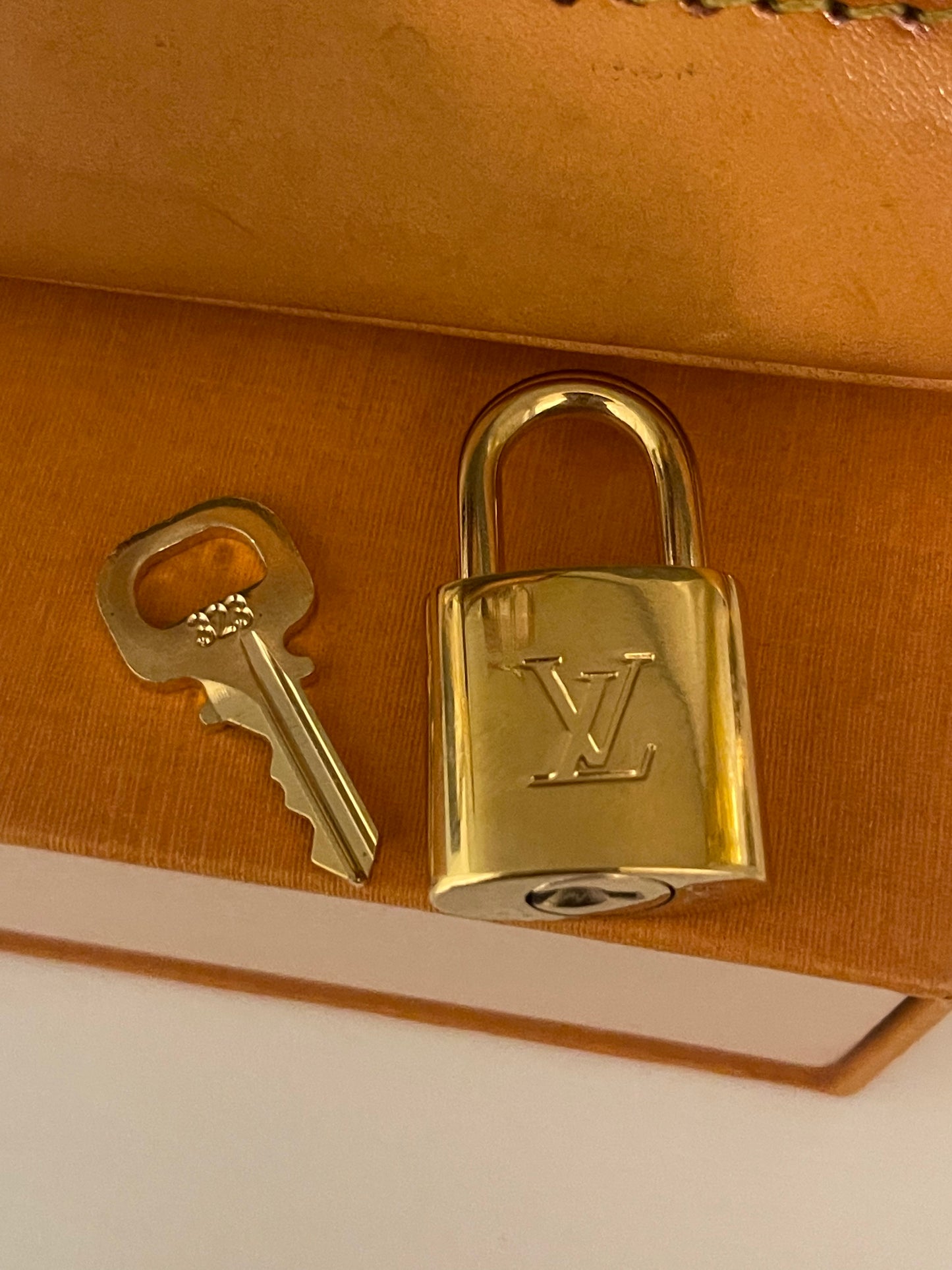 Louis Vuitton Padlock & Key #323