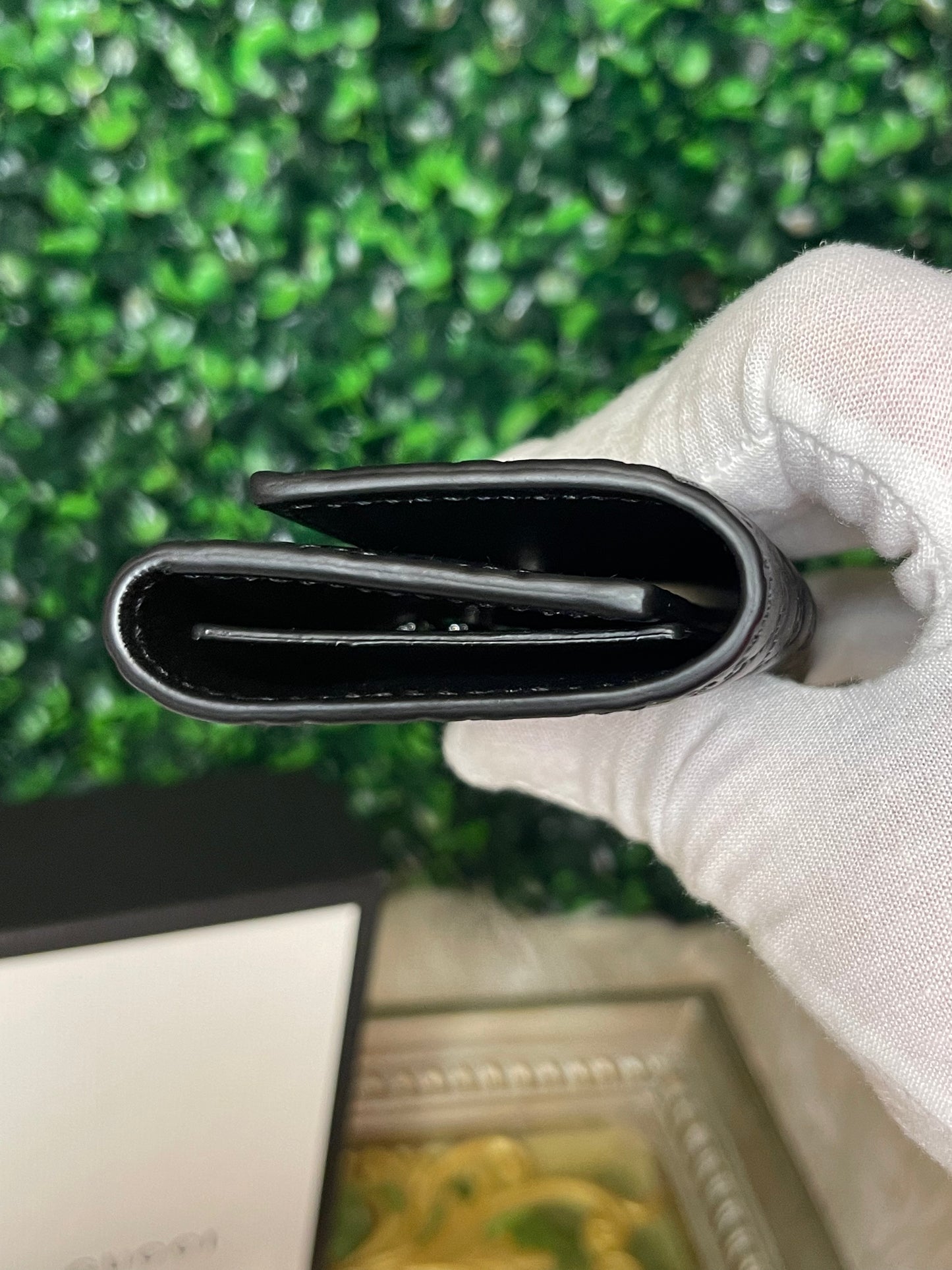 Gucci Black Guccissima 6 Key Holder Case Wallet