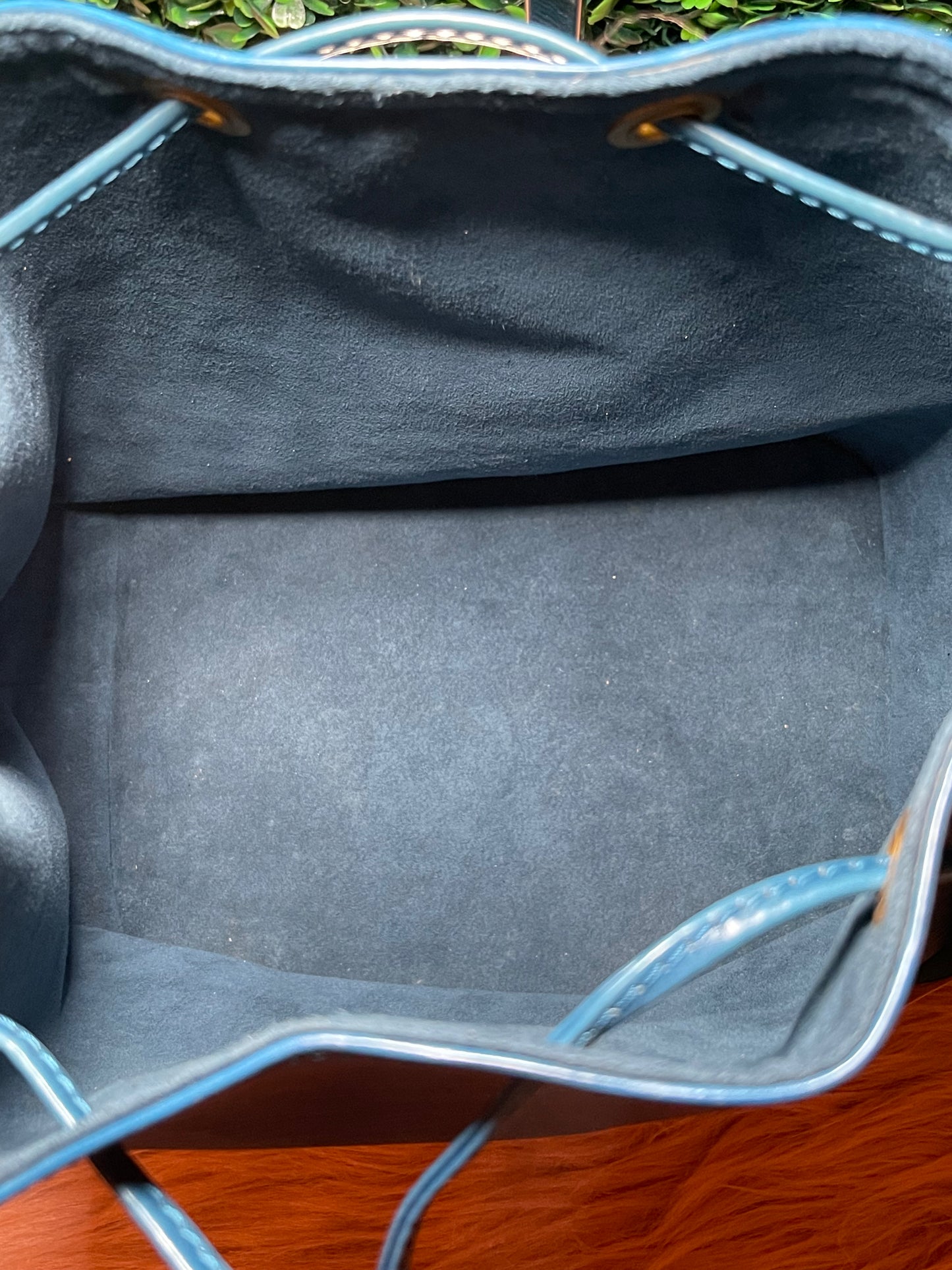 Louis Vuitton Blue Epi Leather Toledo Noe Petit Drawstring Hobo Bag