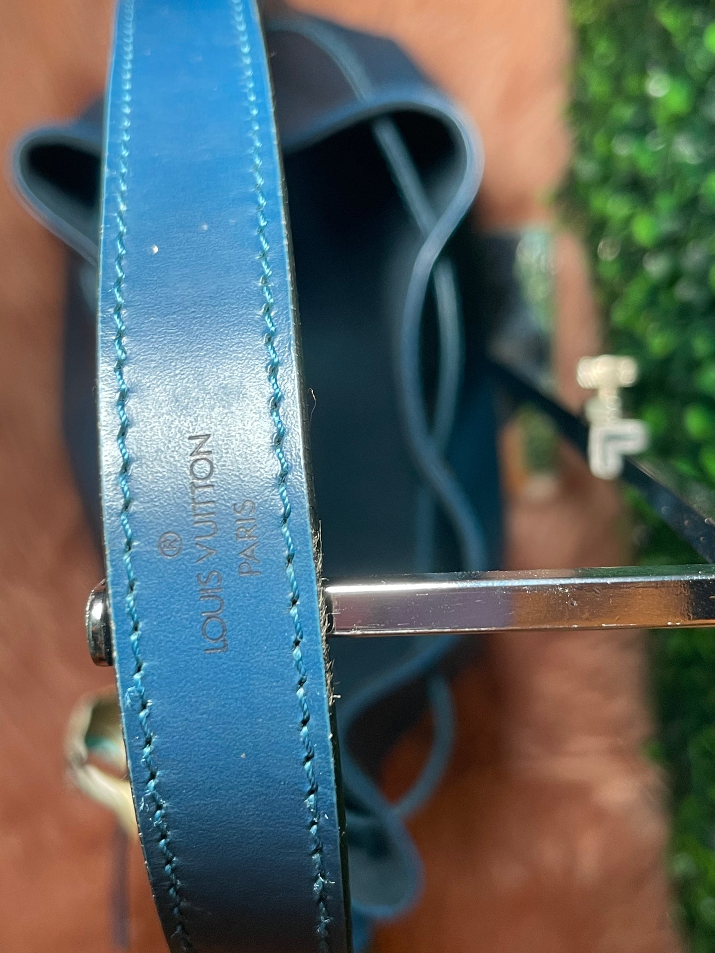 Louis Vuitton Blue Epi Leather Toledo Noe Petit Drawstring Hobo Bag