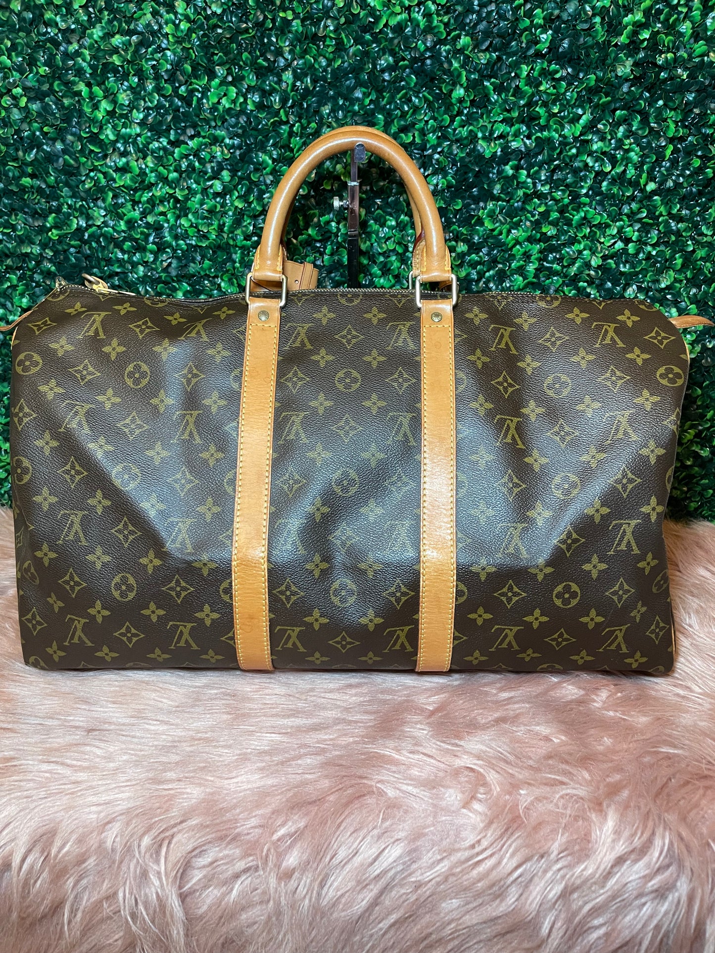 Louis Vuitton Monogram Keepall 50