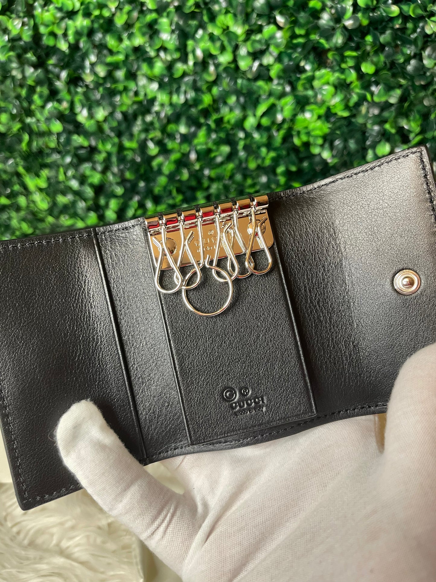 Gucci Black Guccissima 6 Key Holder Case Wallet