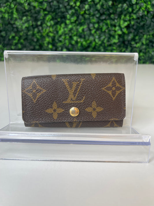 Preowned Louis Vuitton Monogram 4 Key Holder