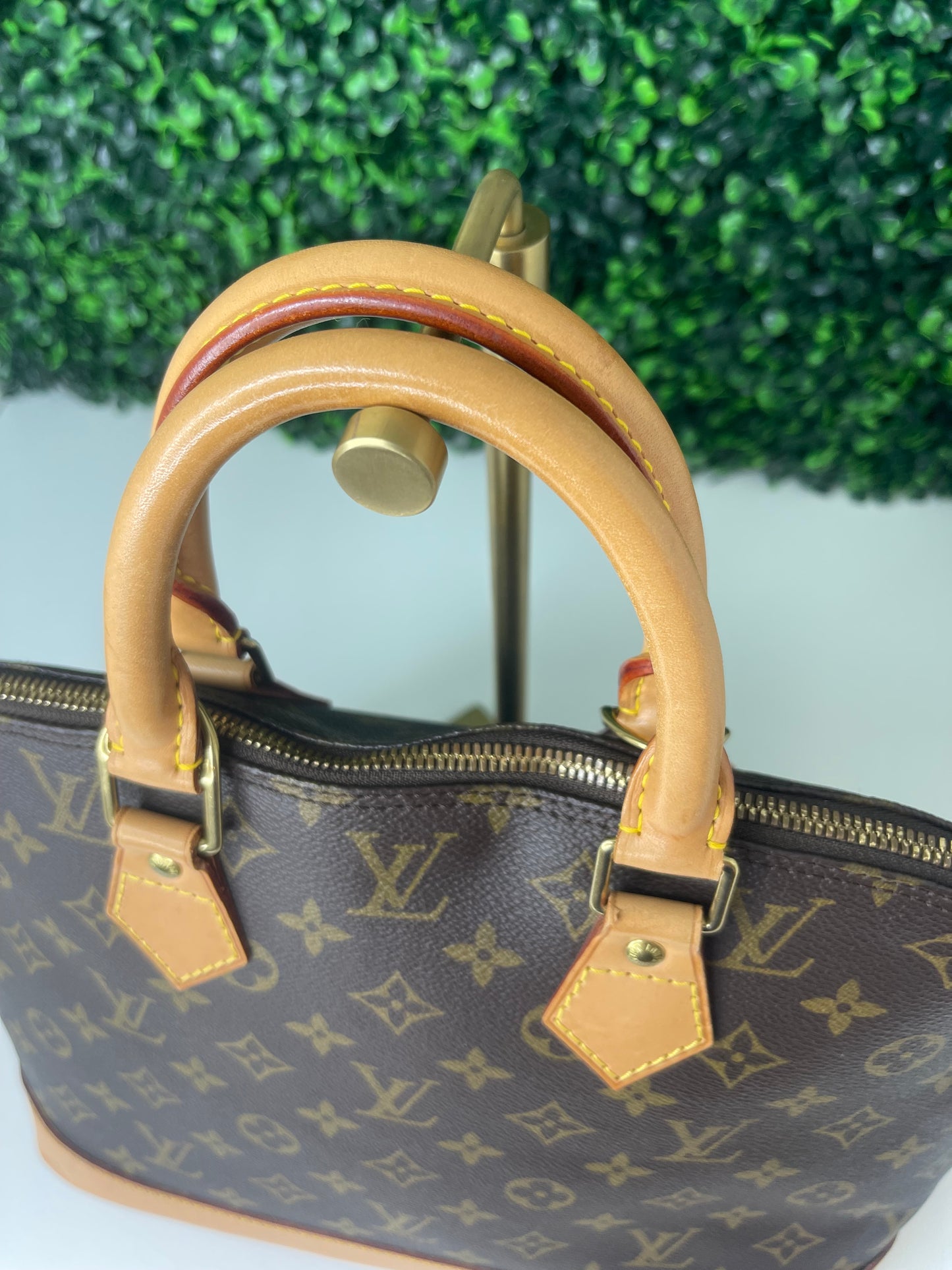 Louis Vuitton Monogram Alma PM