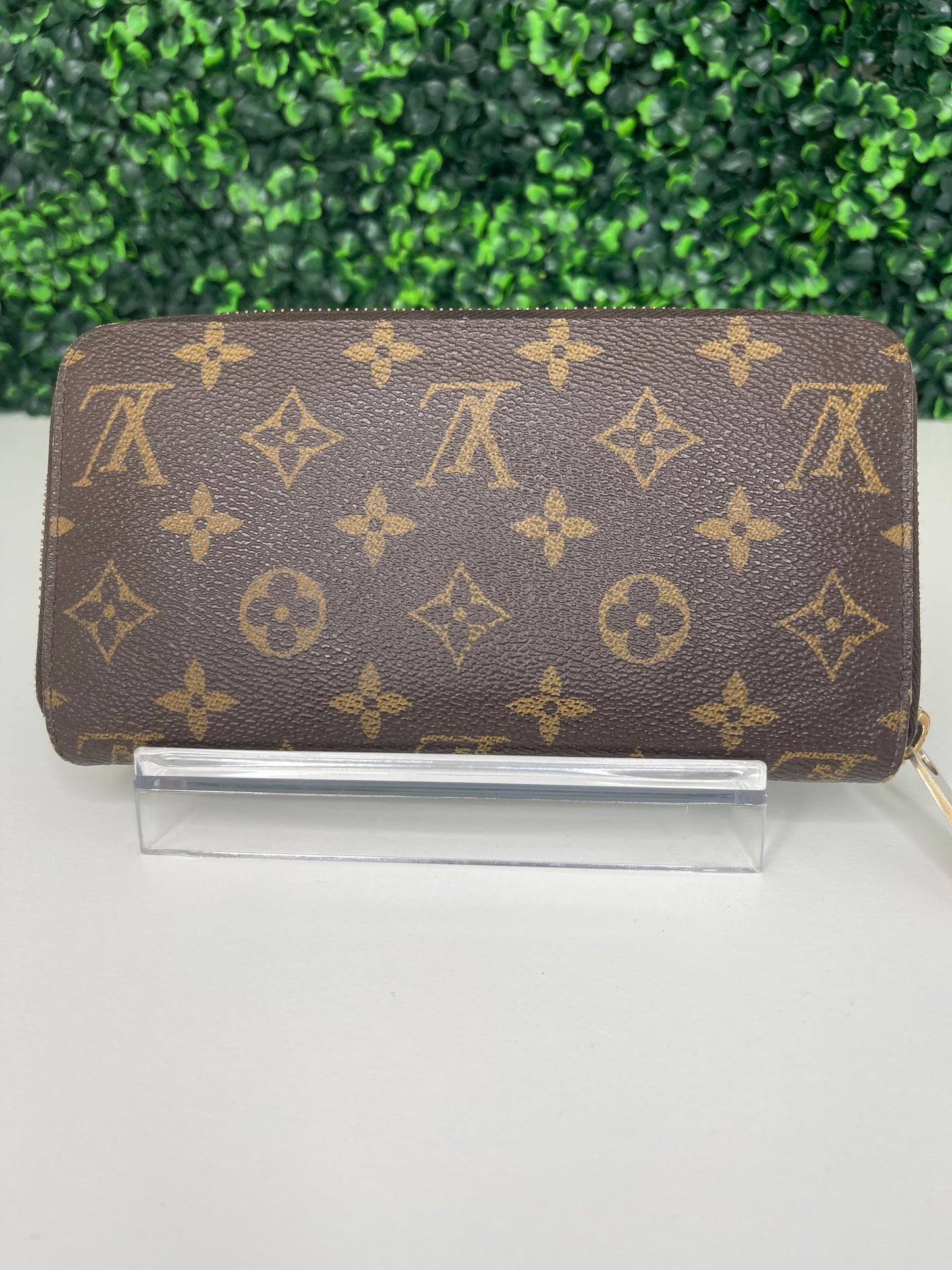 Preowned Louis Vuitton Monogram Zippy Long Wallet