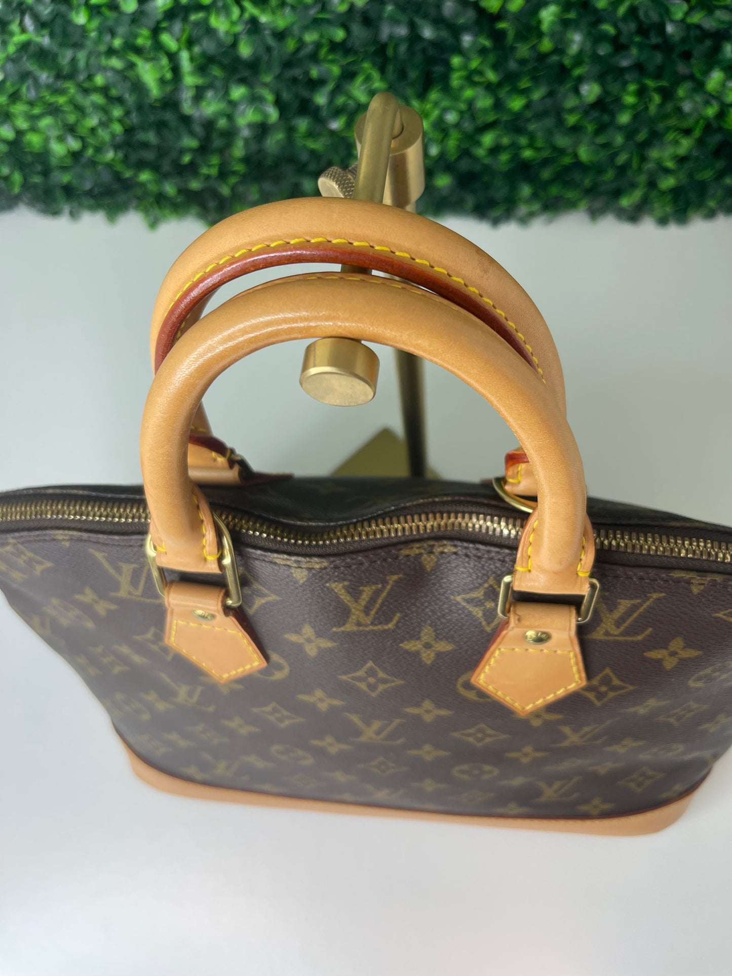 Louis Vuitton Monogram Alma PM