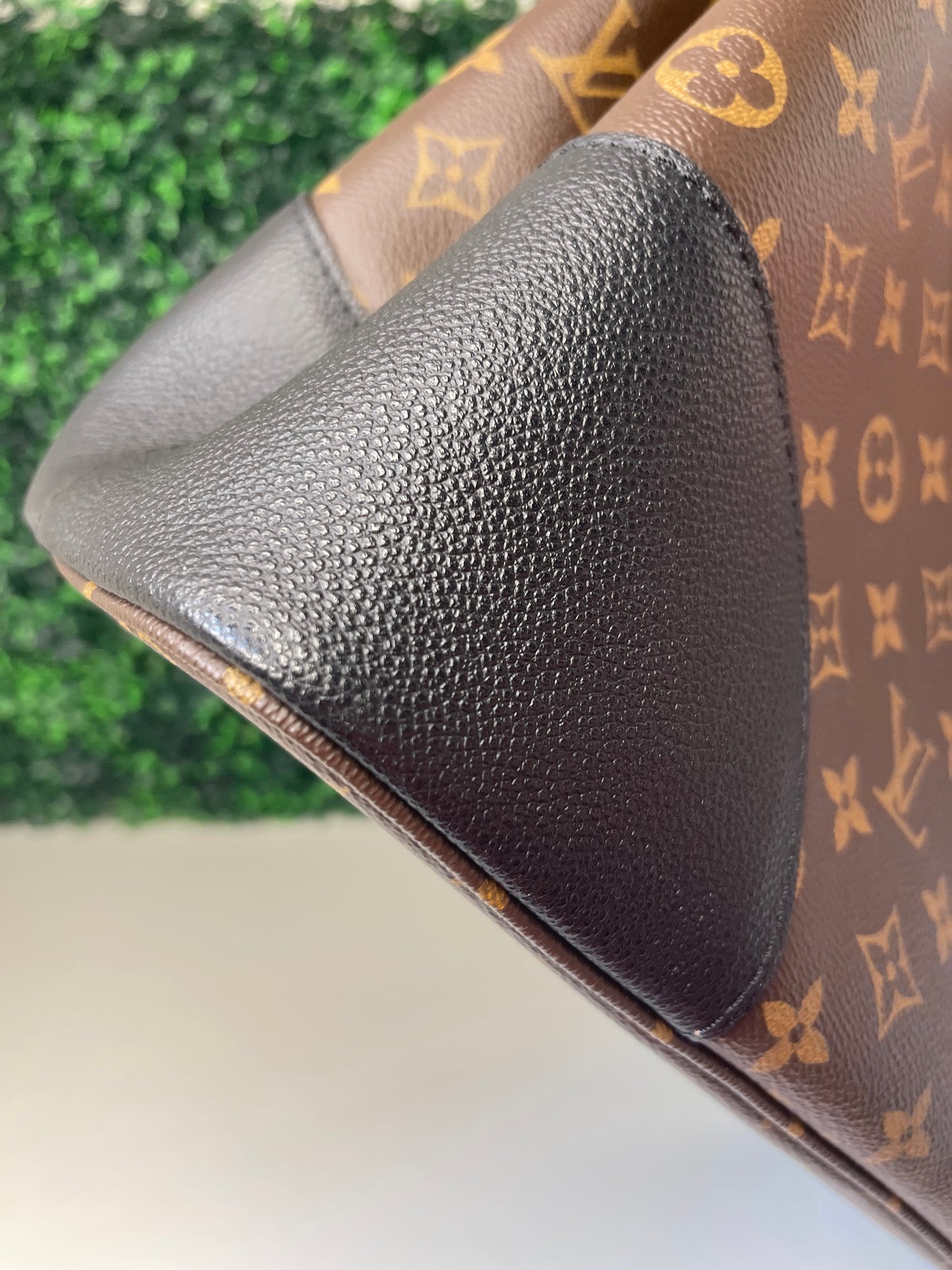 Louis Vuitton Monogram Flandrin