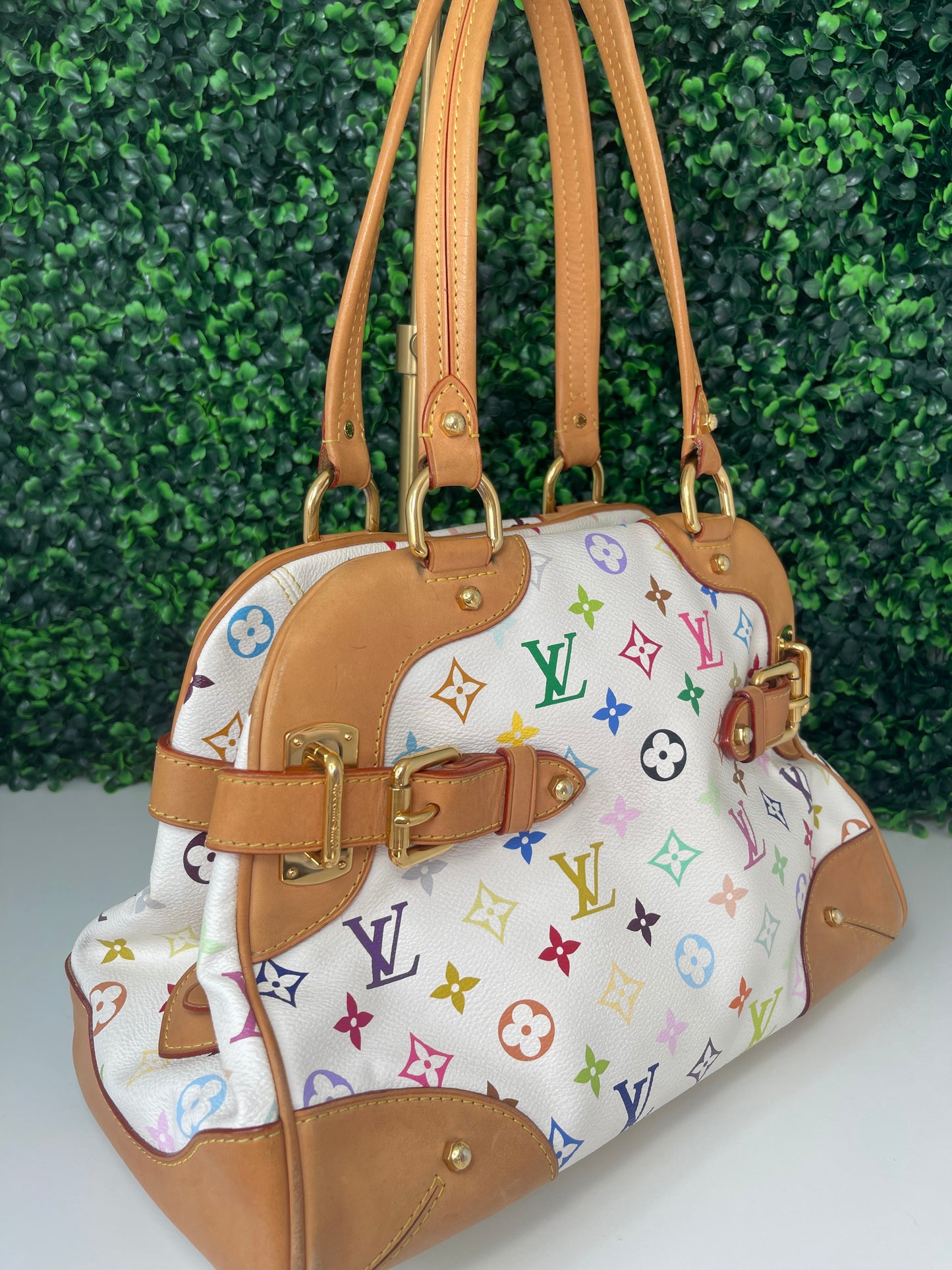 Preowned Louis Vuitton Multicolor Claudia White