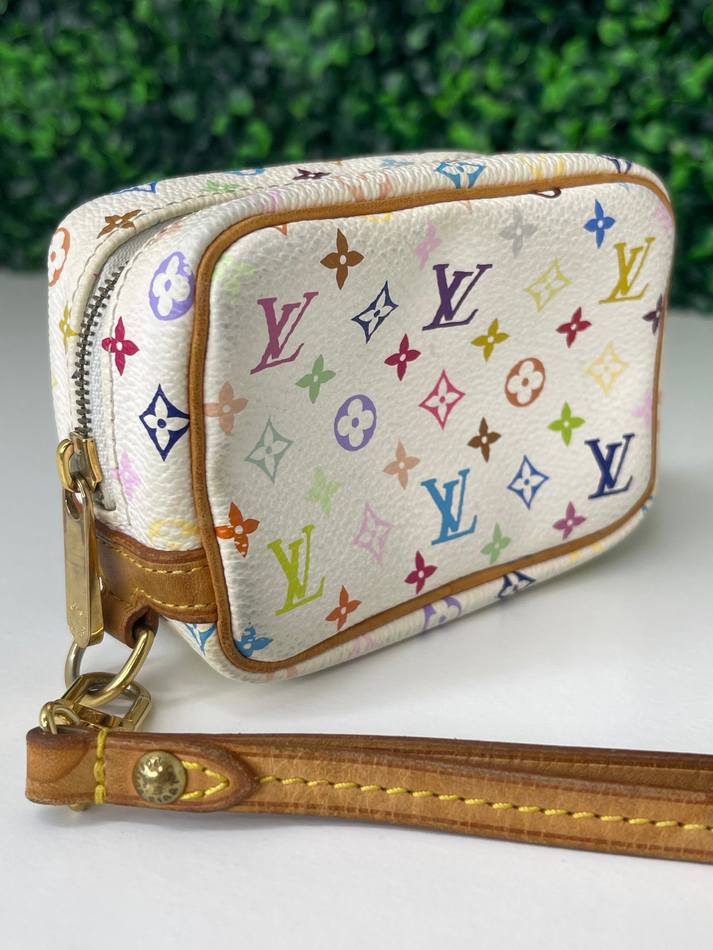 Preowned Louis Vuitton Wapity Multicolor Wristlet Case