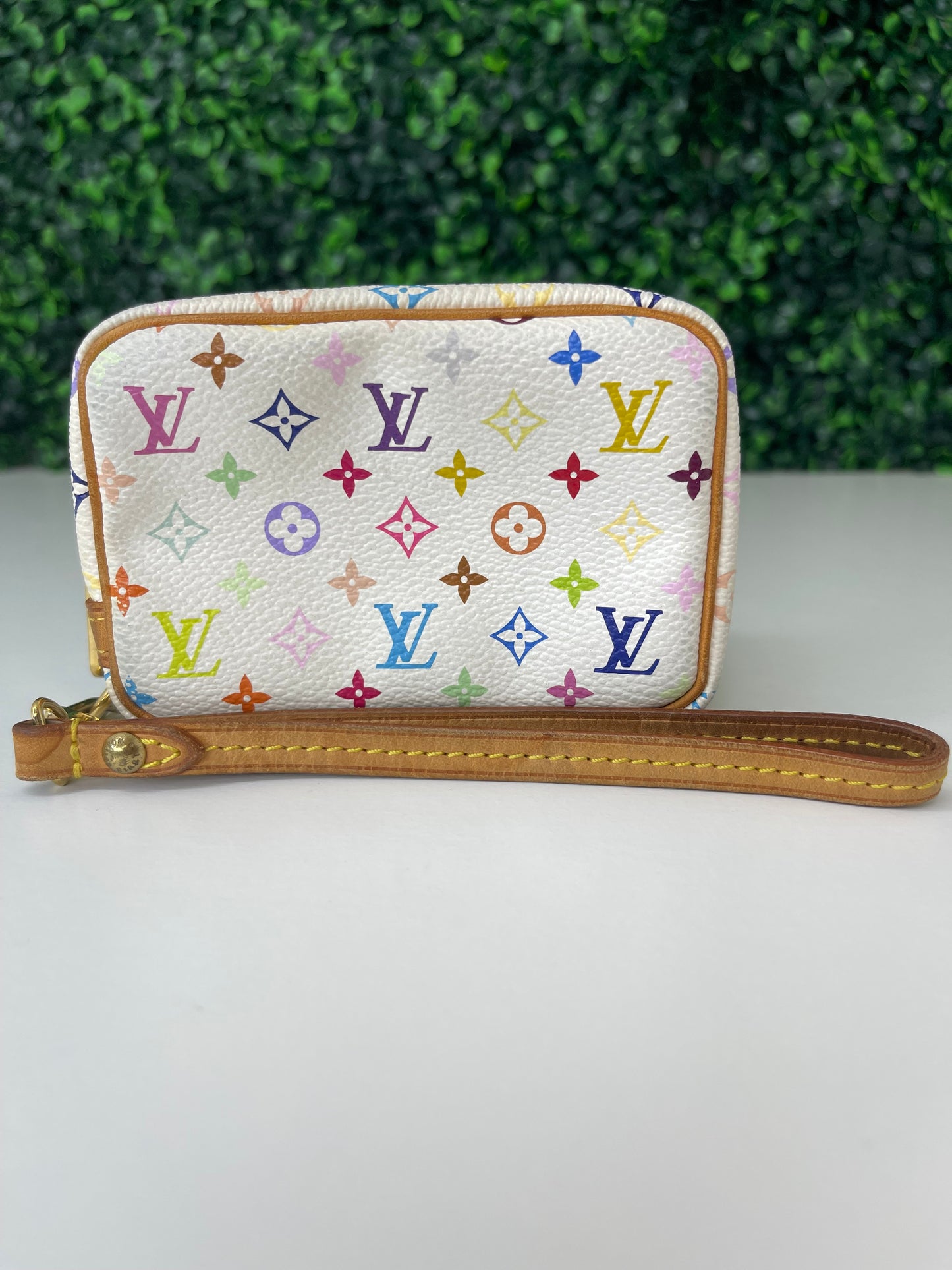 Preowned Louis Vuitton Wapity Multicolor Wristlet Case