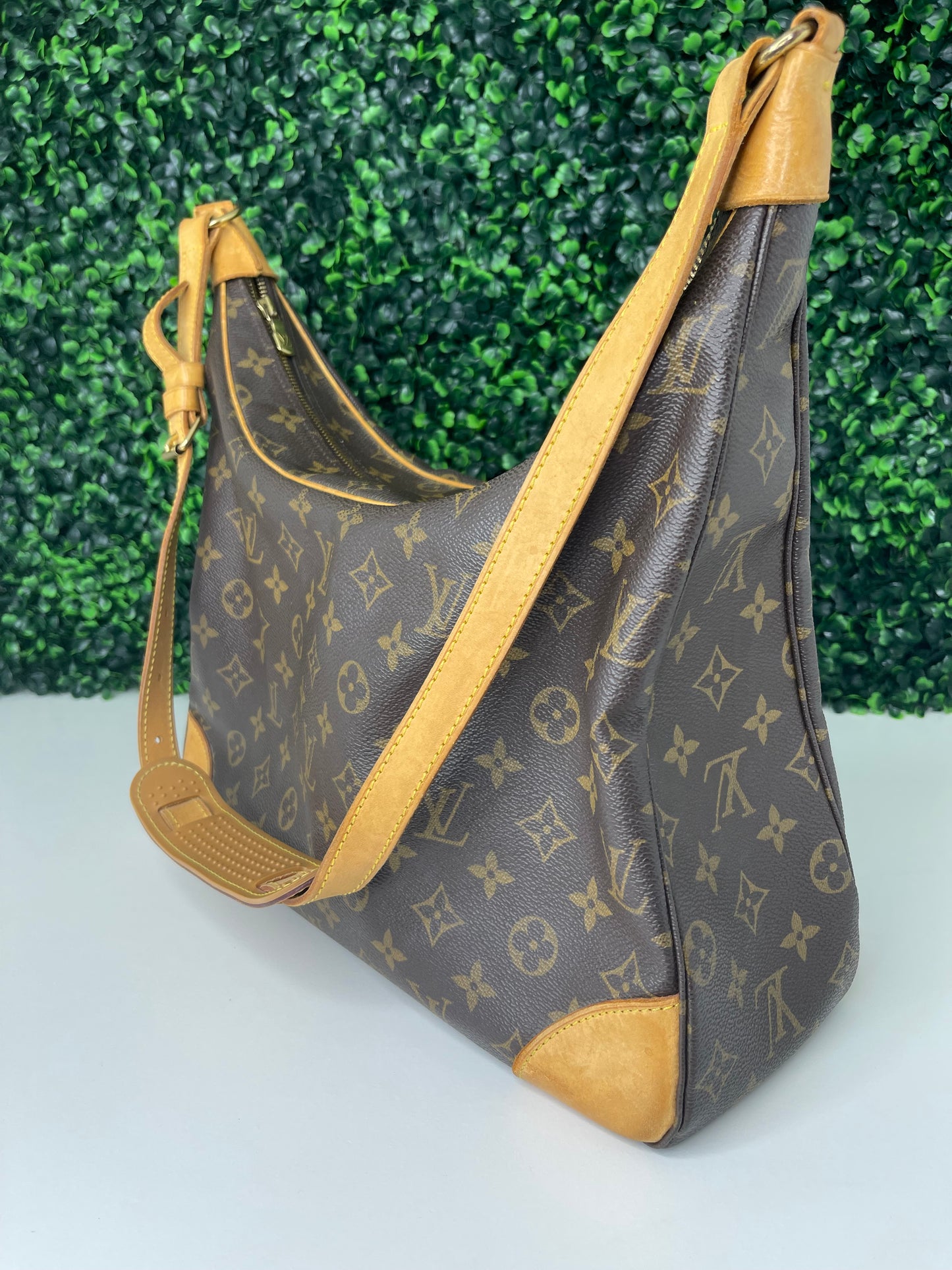 Preowned Louis Vuitton Monogram Boulogne 30 Shoulder Bag