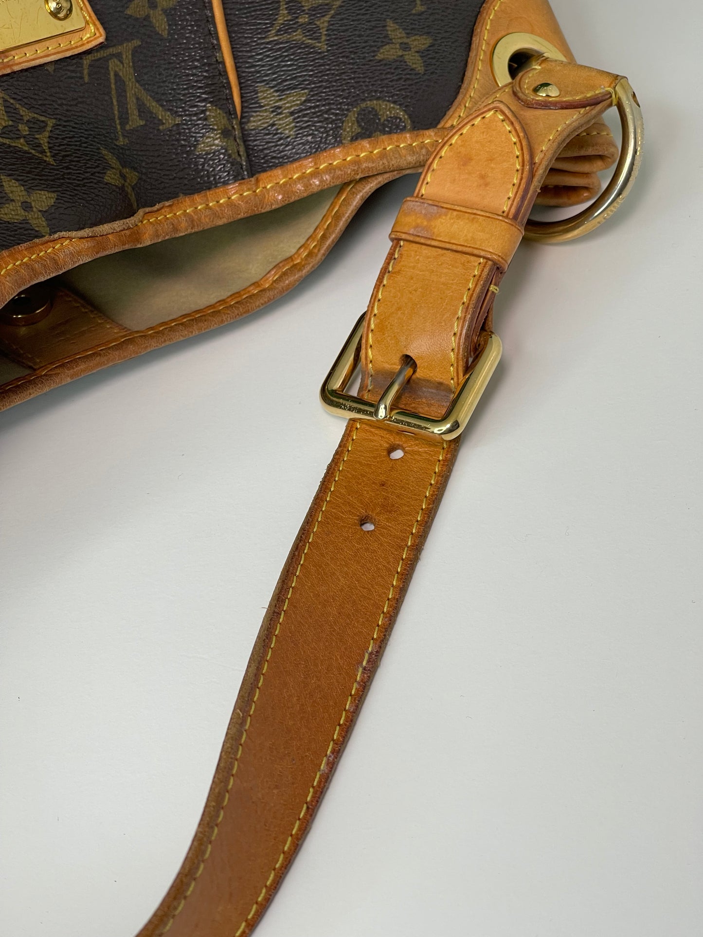 Preowned Louis Vuitton Galliera PM