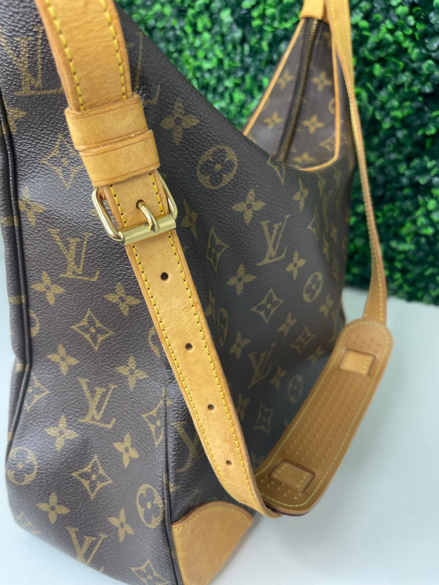 Preowned Louis Vuitton Monogram Boulogne 30 Shoulder Bag