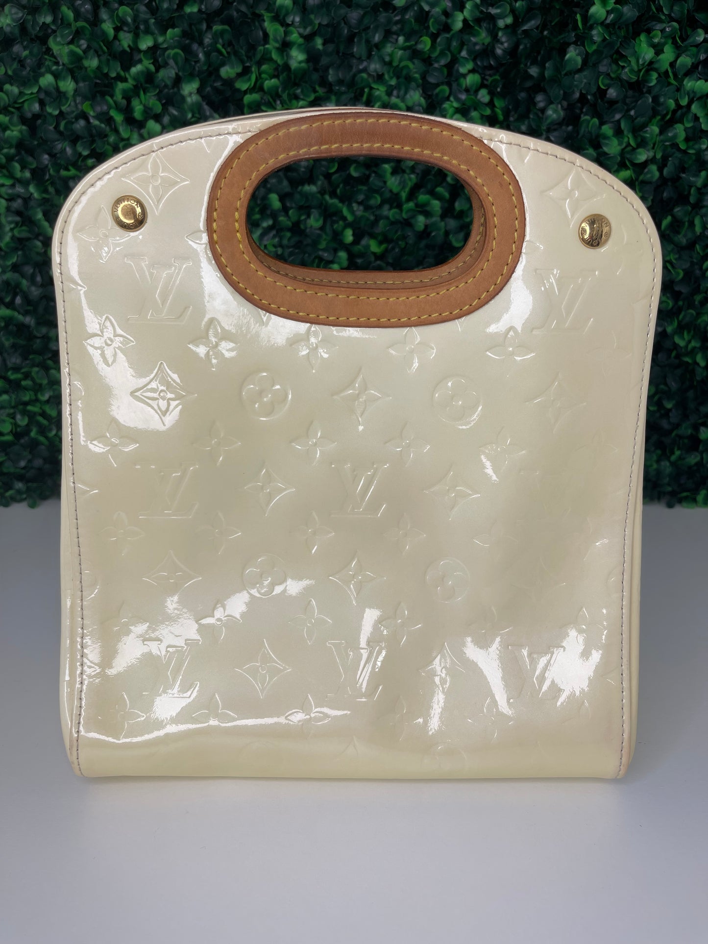 Louis Vuitton Maple Drive Pearl Vernis Handbag