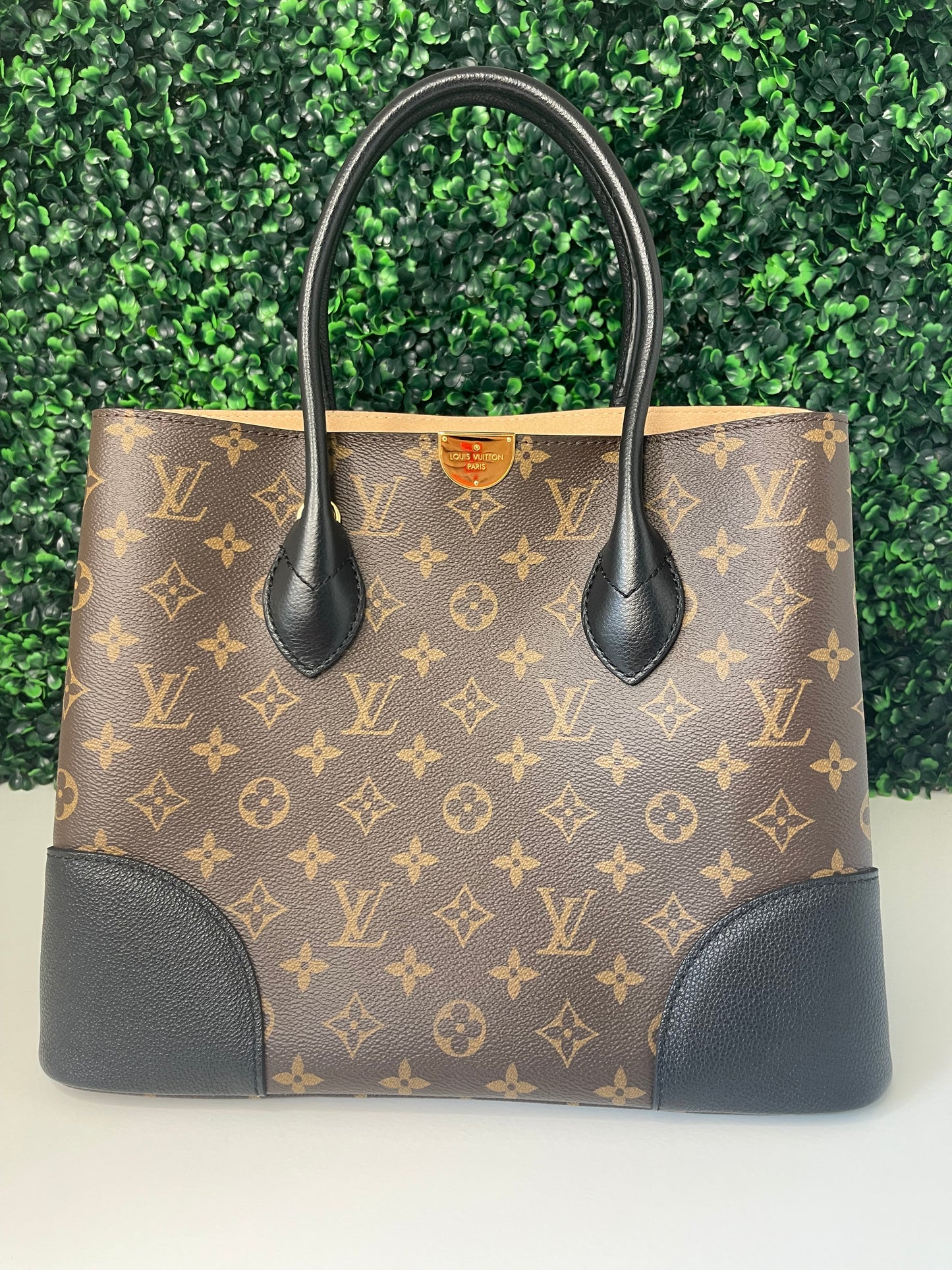 Louis Vuitton Monogram Flandrin