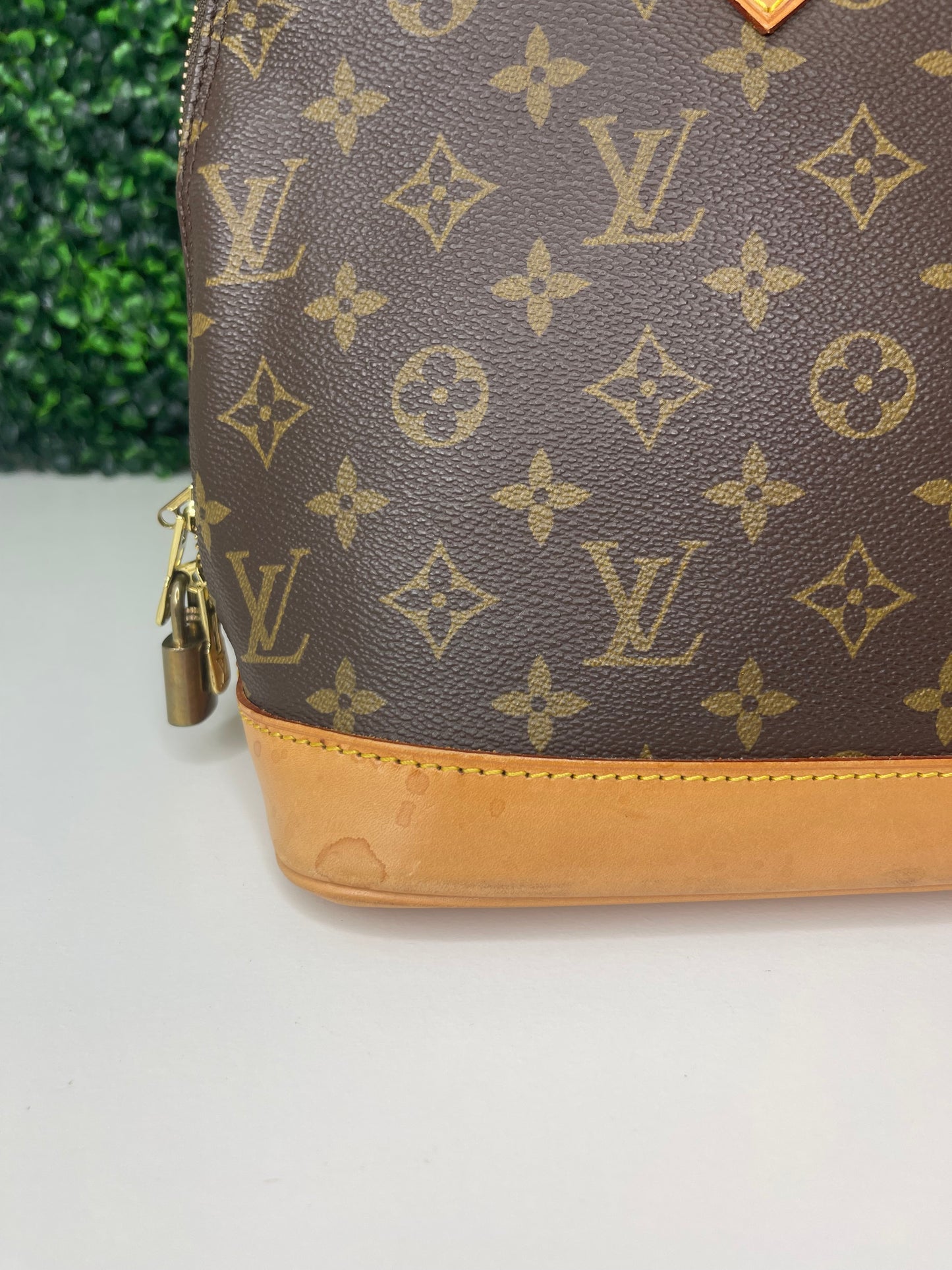 Louis Vuitton Monogram Alma PM