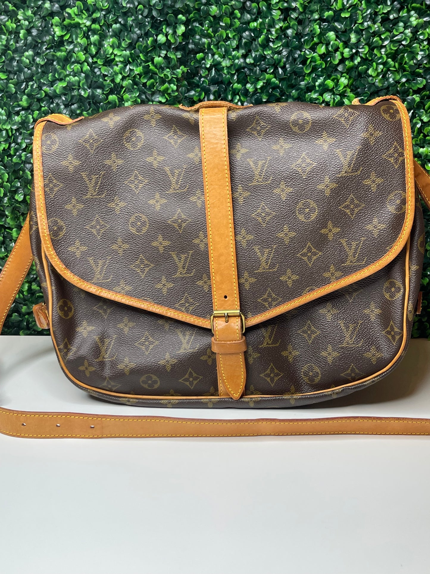 Louis Vuitton Monogram Saumur 35