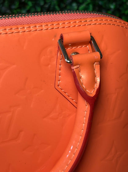 Preowned Louis Vuitton Rose Litchi Vernis Alma PM