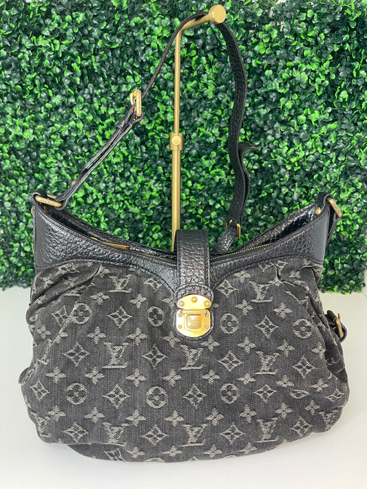 Preowned Louis Vuitton Black Denim Mahina