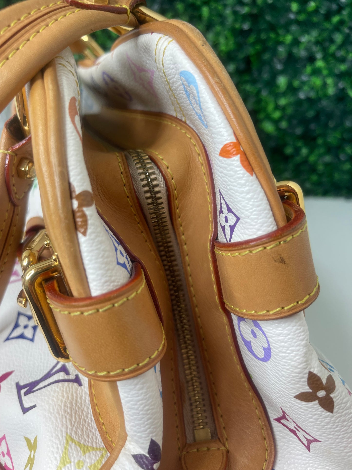 Preowned Louis Vuitton Multicolor Claudia White