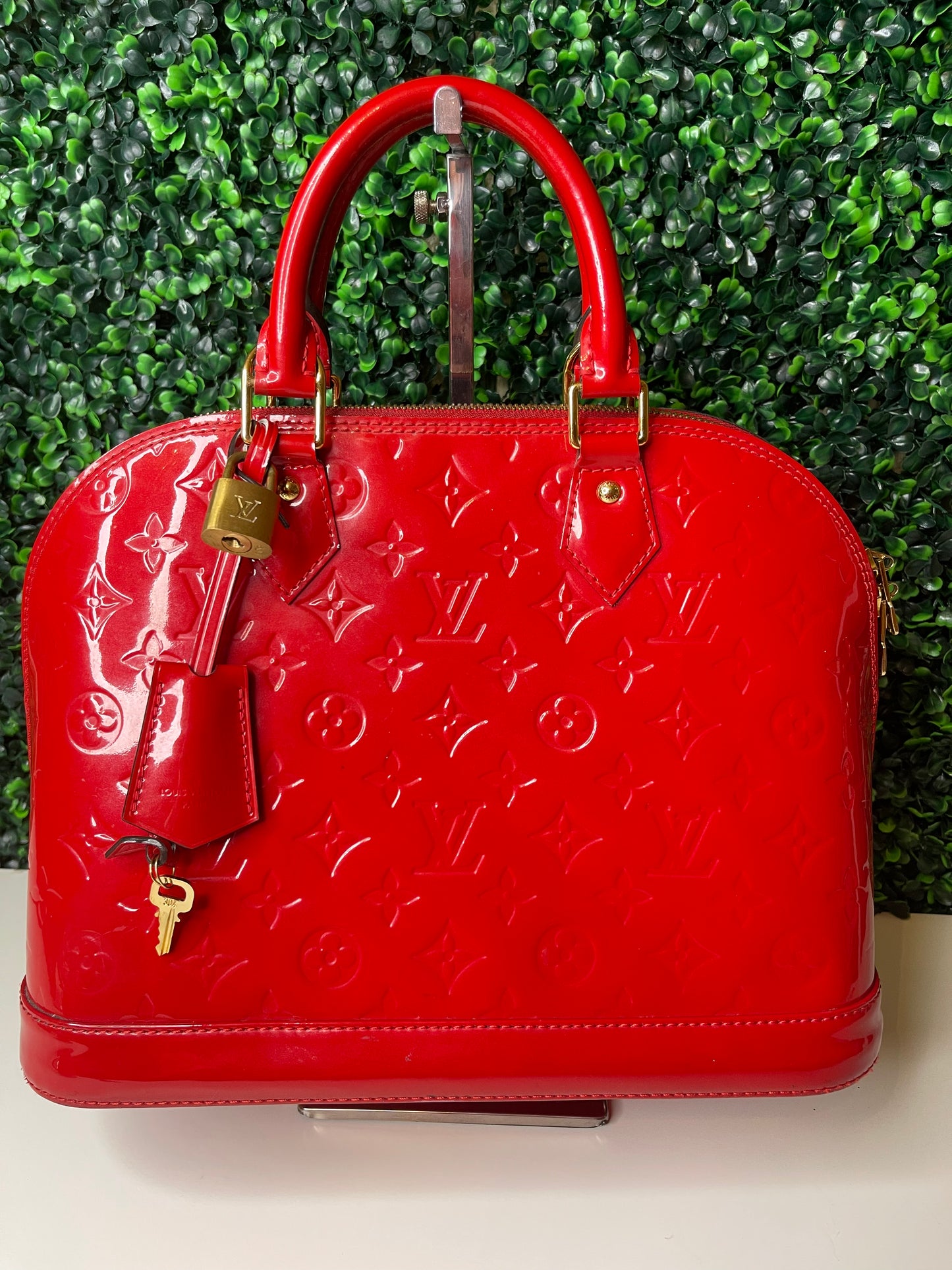 Louis Vuitton Red Vernis Alma PM