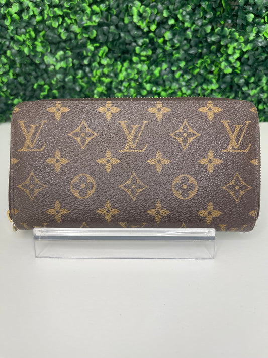 Preowned Louis Vuitton Monogram Zippy Long Wallet