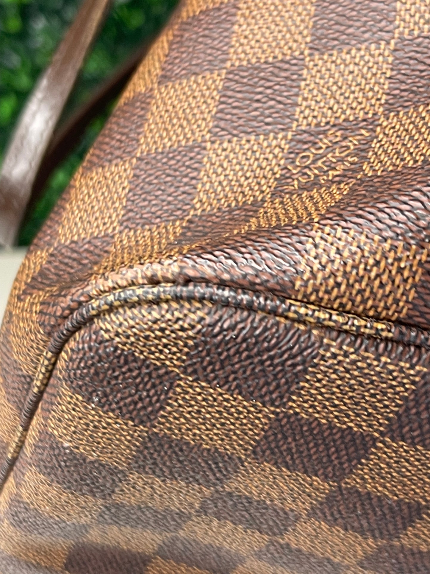 Louis Vuitton Neverfull MM Damier