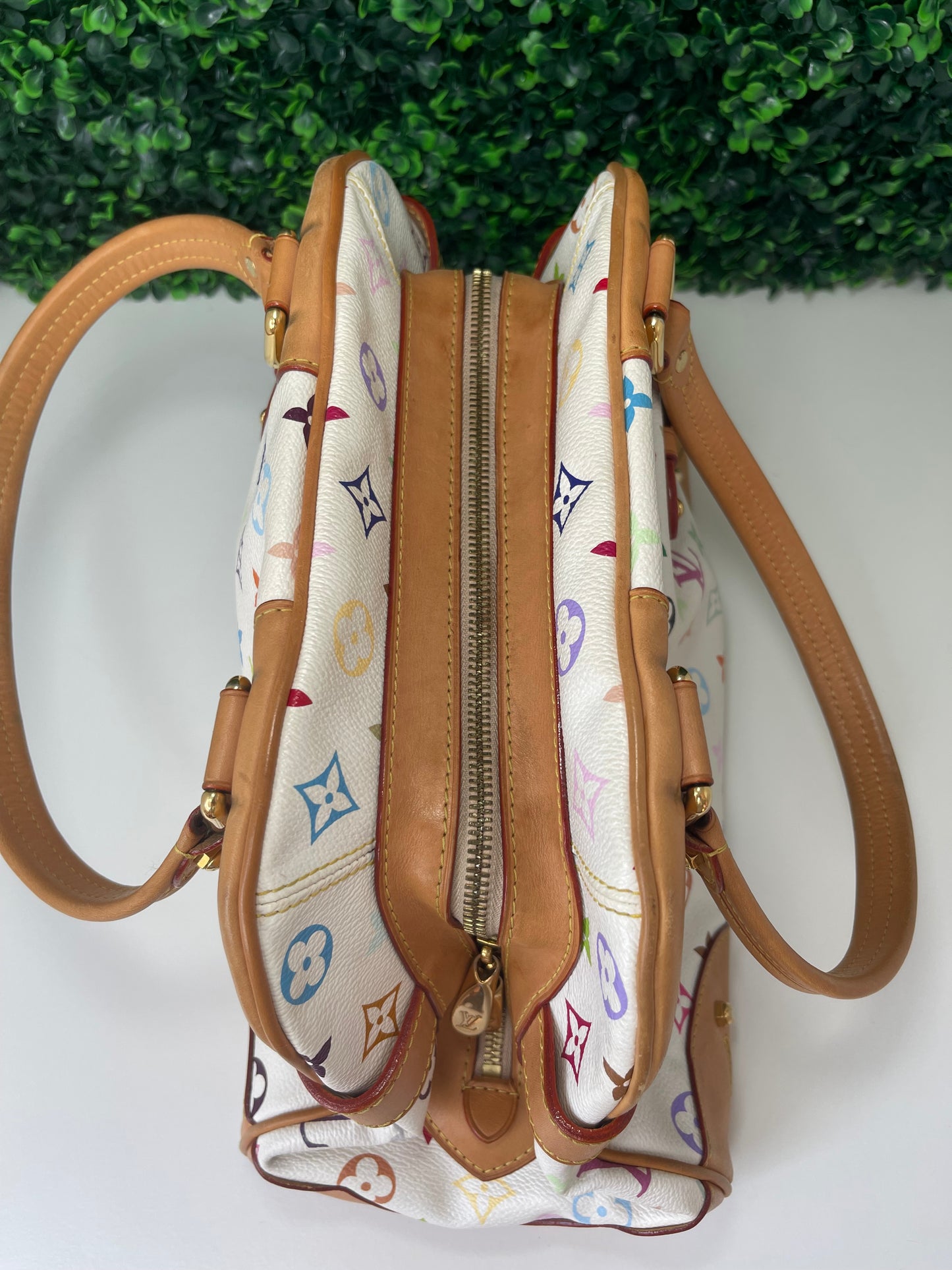 Preowned Louis Vuitton Multicolor Claudia White