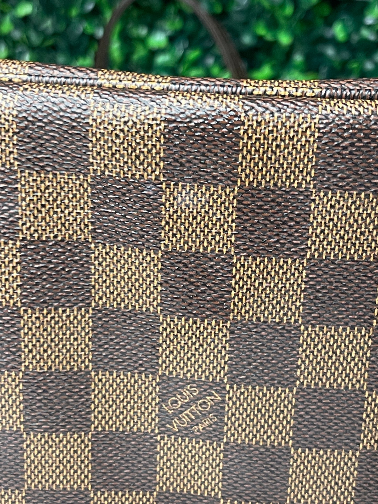 Louis Vuitton Neverfull MM Damier